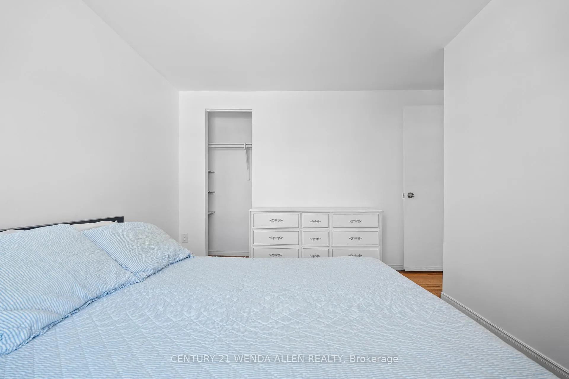 Photo 22 of 403 Fleetwood Drive, Oshawa, Eastdale — HOMEH