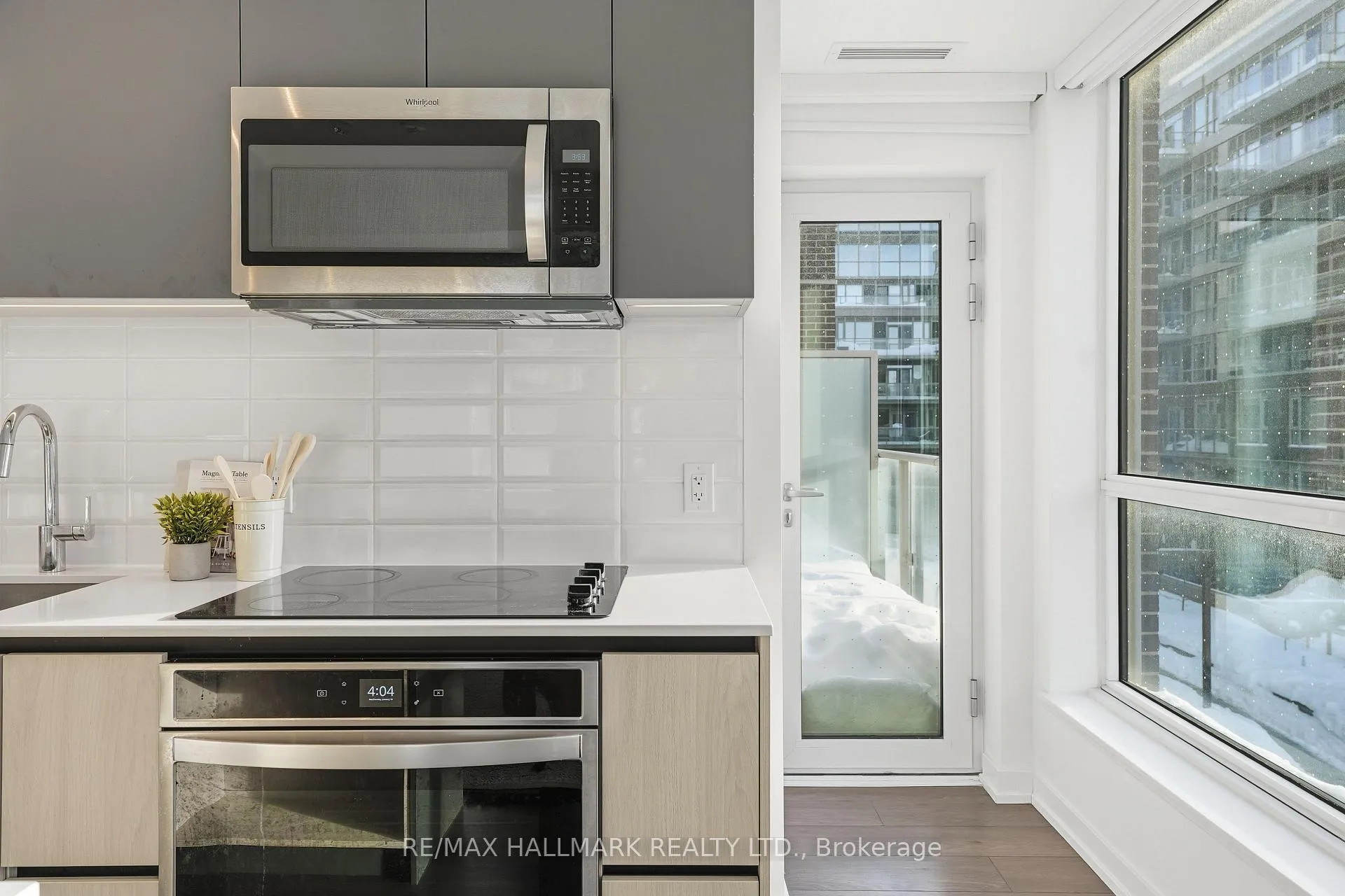 Photo 8 of Unit 327, 150 Logan Avenue, Toronto, South Riverdale — HOMEH