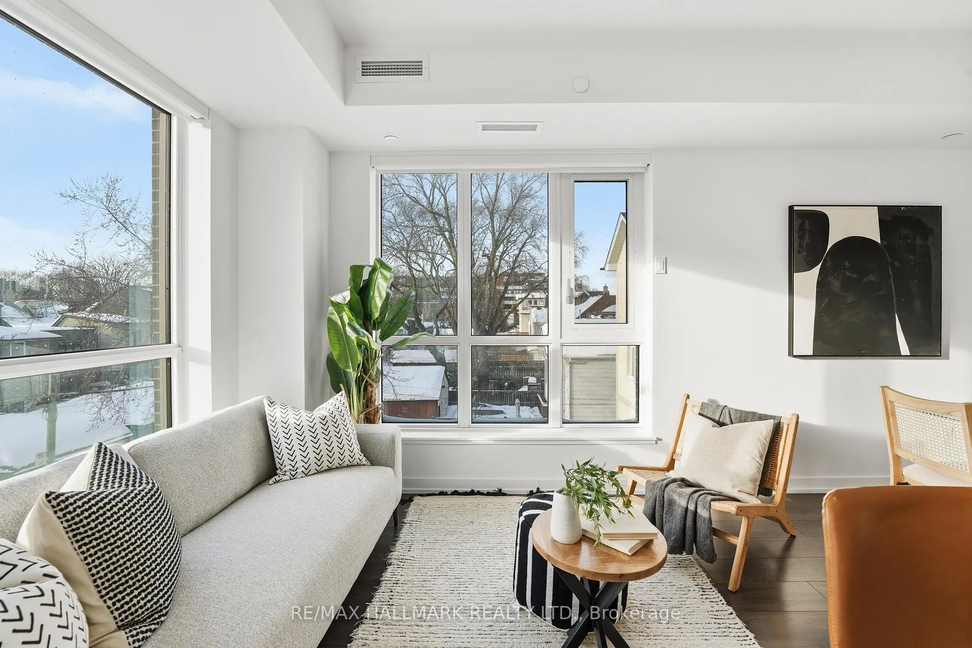 Photo 9 of Unit 327, 150 Logan Avenue, Toronto, South Riverdale — HOMEH