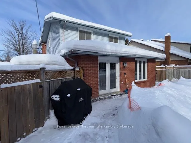 Photo 5 of 98 Sable Crescent, North Bay, Birchaven — HOMEH