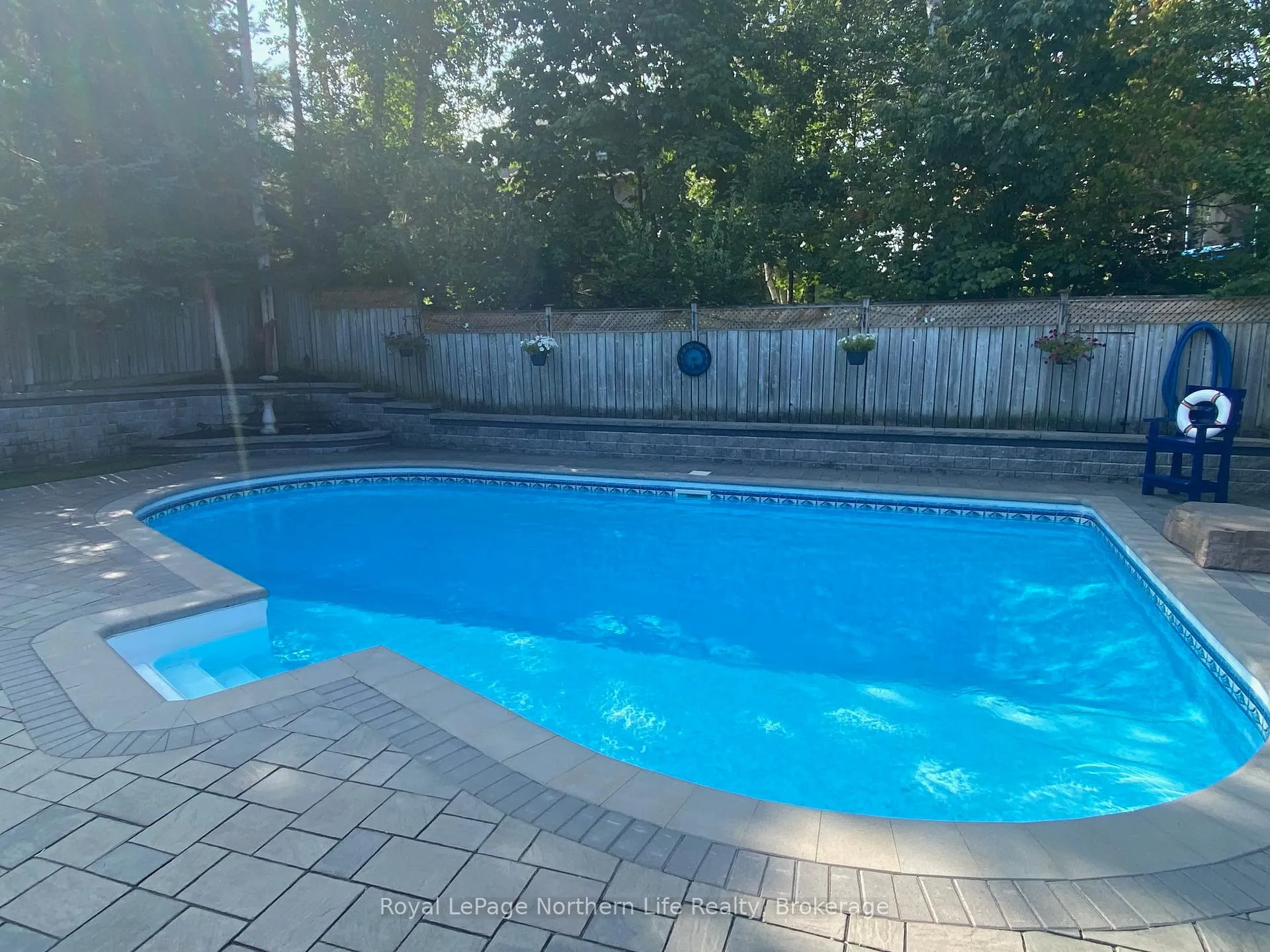 Photo 8 of 98 Sable Crescent, North Bay, Birchaven — HOMEH