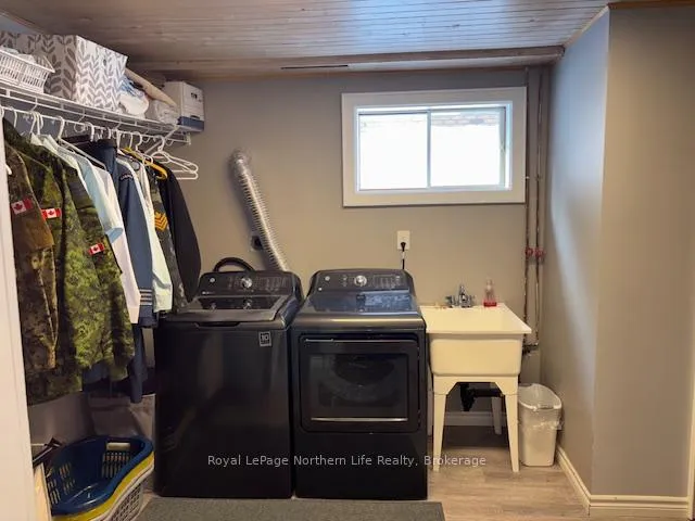 Photo 41 of 98 Sable Crescent, North Bay, Birchaven — HOMEH