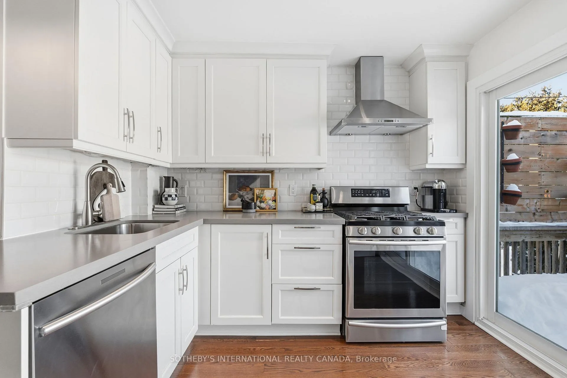 Photo 9 of 102 Mortimer Avenue, Toronto, Broadview North — HOMEH