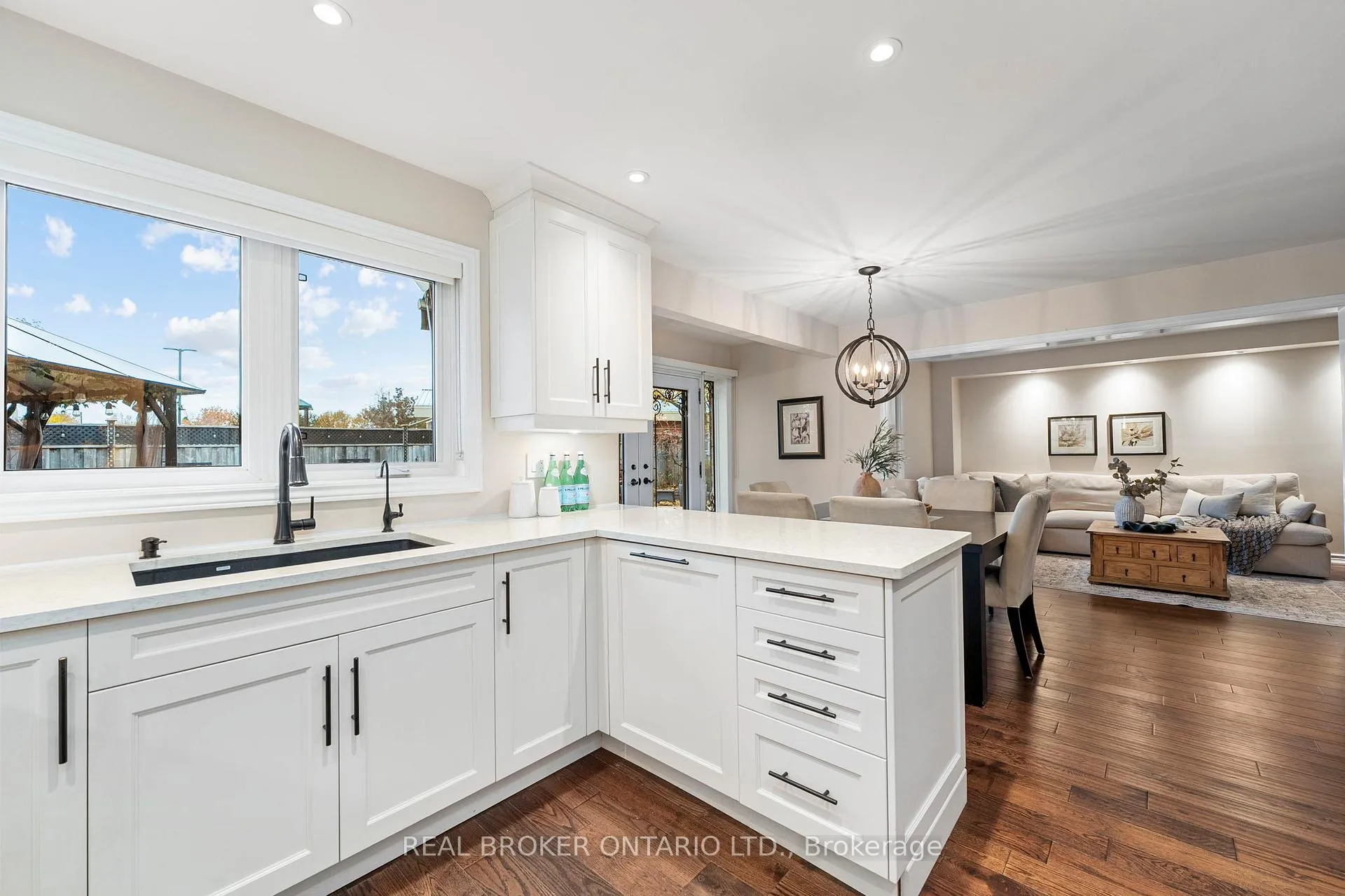 Photo 7 of 7 Mahogany Court, Aurora, Aurora Highlands — HOMEH