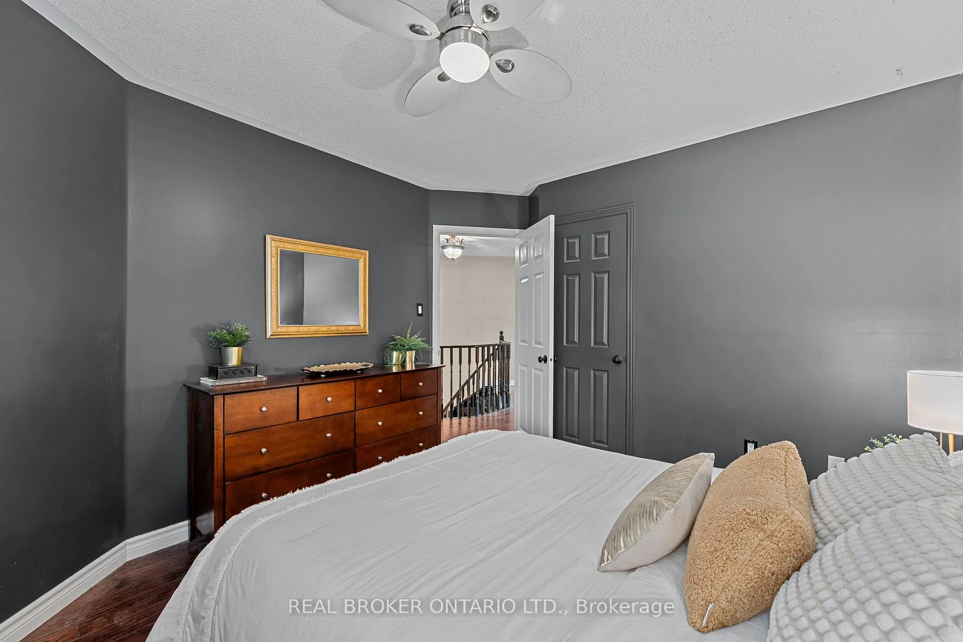 Photo 26 of 7 Mahogany Court, Aurora, Aurora Highlands — HOMEH