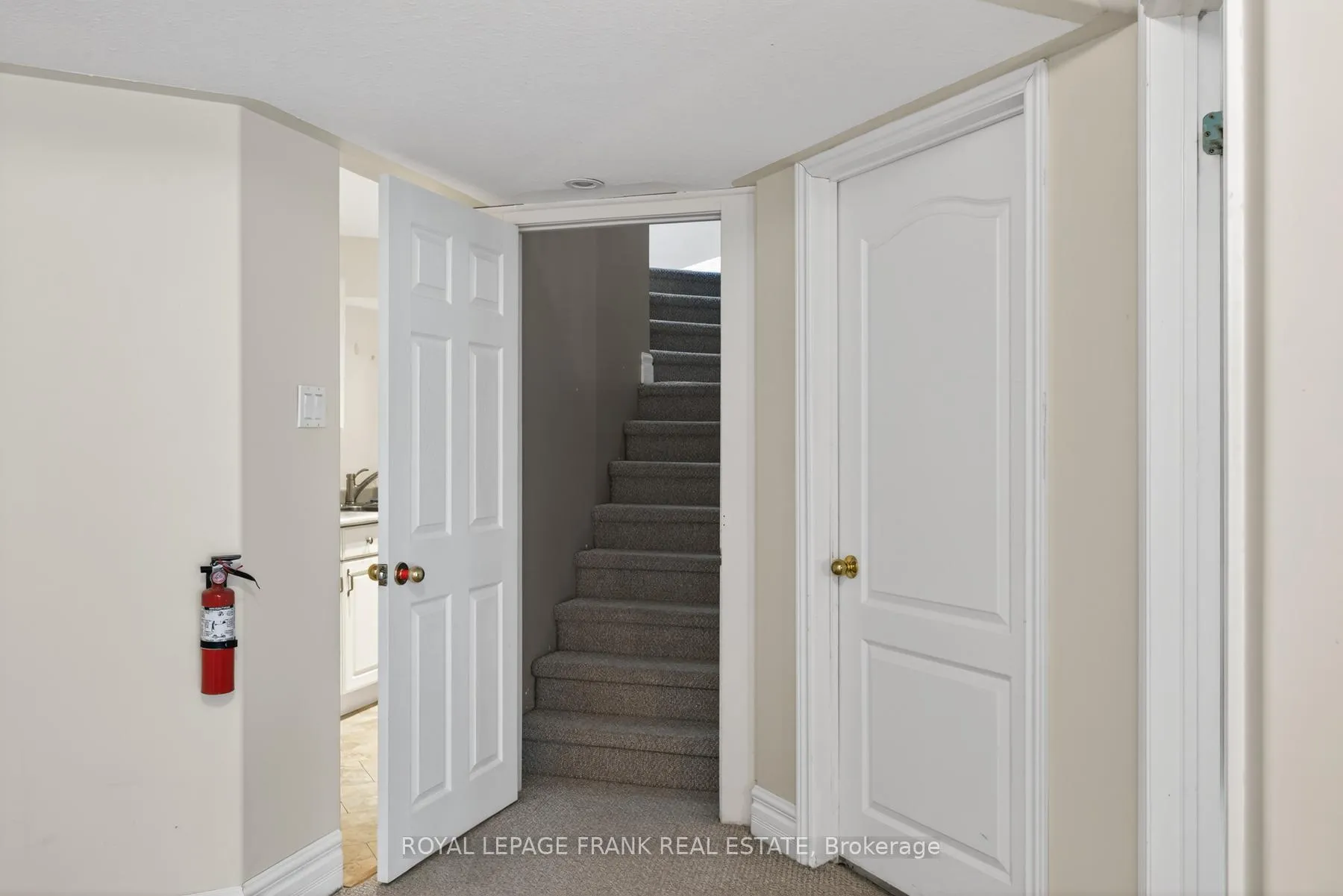 Photo 23 of 456 Settlers Ridge, Peterborough, Northcrest Ward 5 — HOMEH