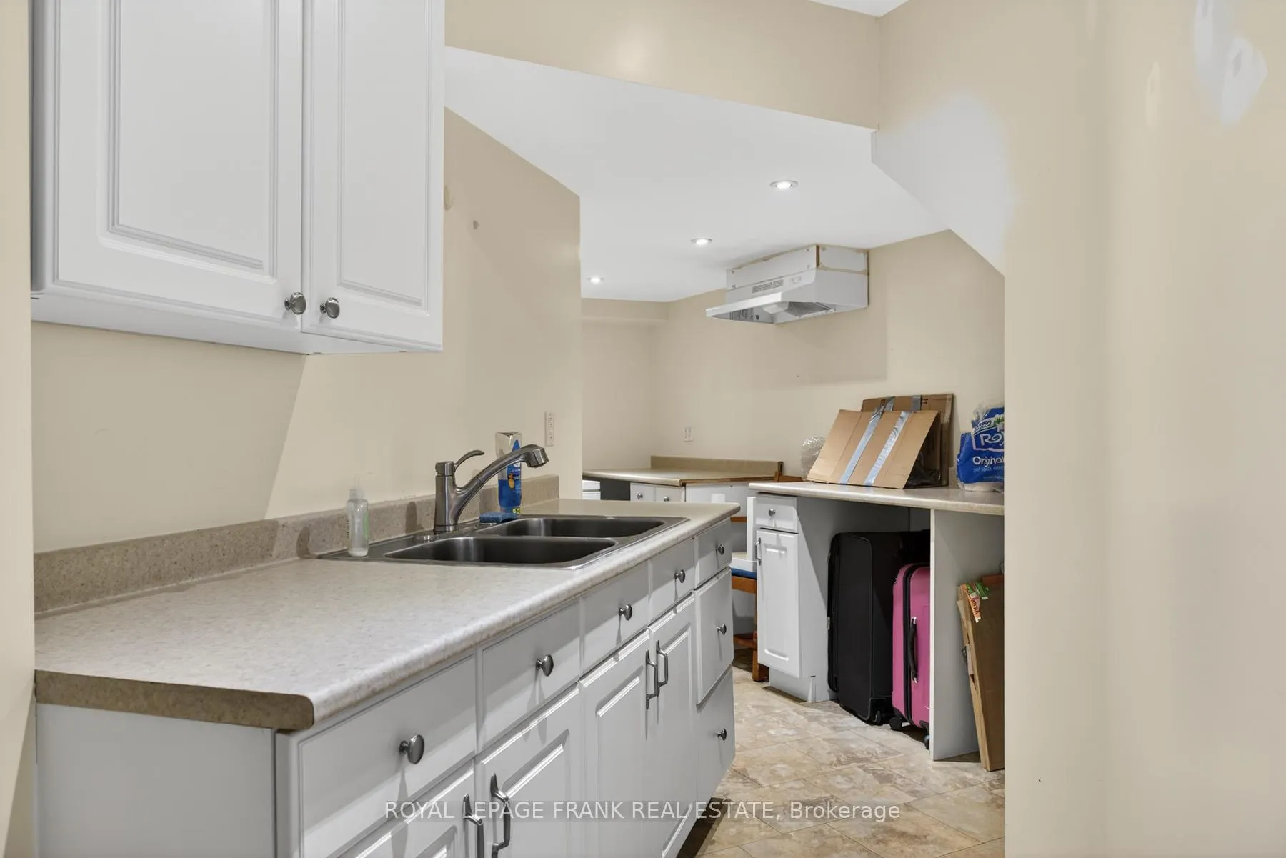 Photo 33 of 456 Settlers Ridge, Peterborough, Northcrest Ward 5 — HOMEH