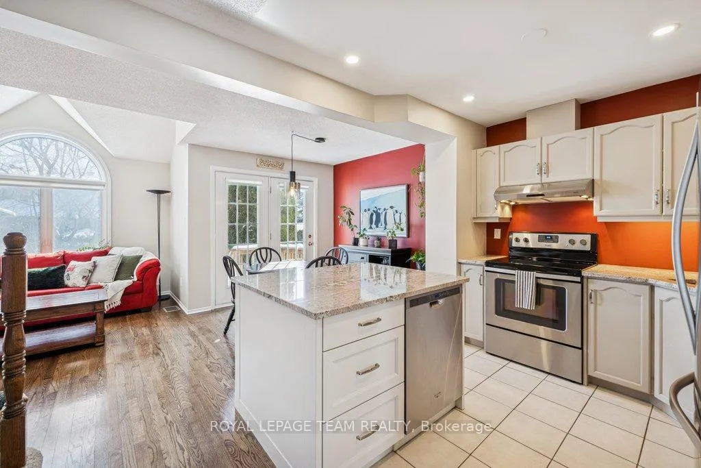 Photo 6 of 4298 Sunwood Crescent, Ottawa, Carson Grove — HOMEH