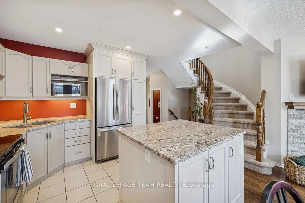 Photo 7 of 4298 Sunwood Crescent, Ottawa, Carson Grove — HOMEH