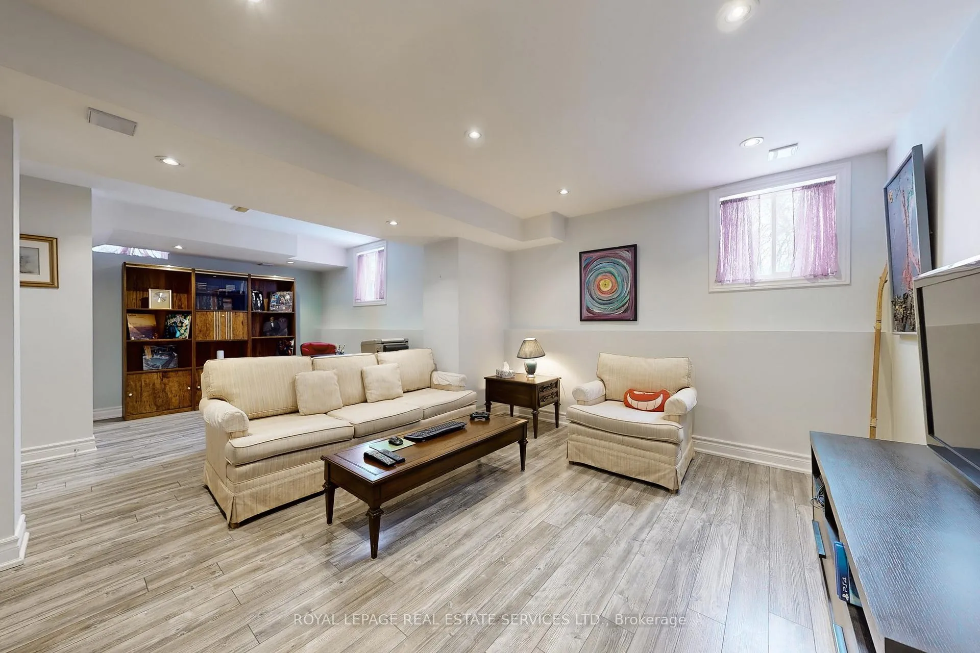 Photo 10 of 65 Ashdale Road, Brampton, Bram West — HOMEH