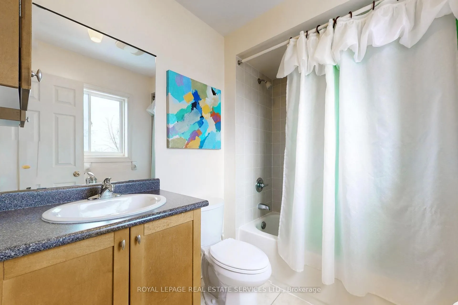 Photo 21 of 65 Ashdale Road, Brampton, Bram West — HOMEH