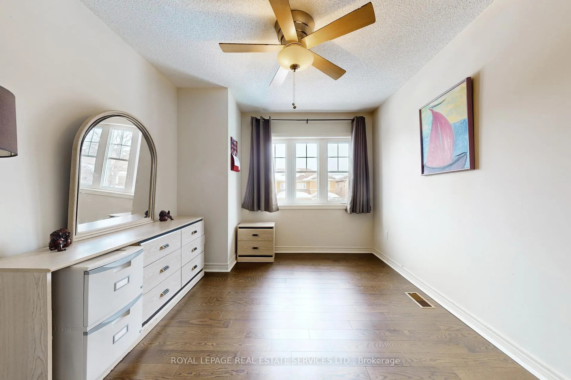 Photo 23 of 65 Ashdale Road, Brampton, Bram West — HOMEH