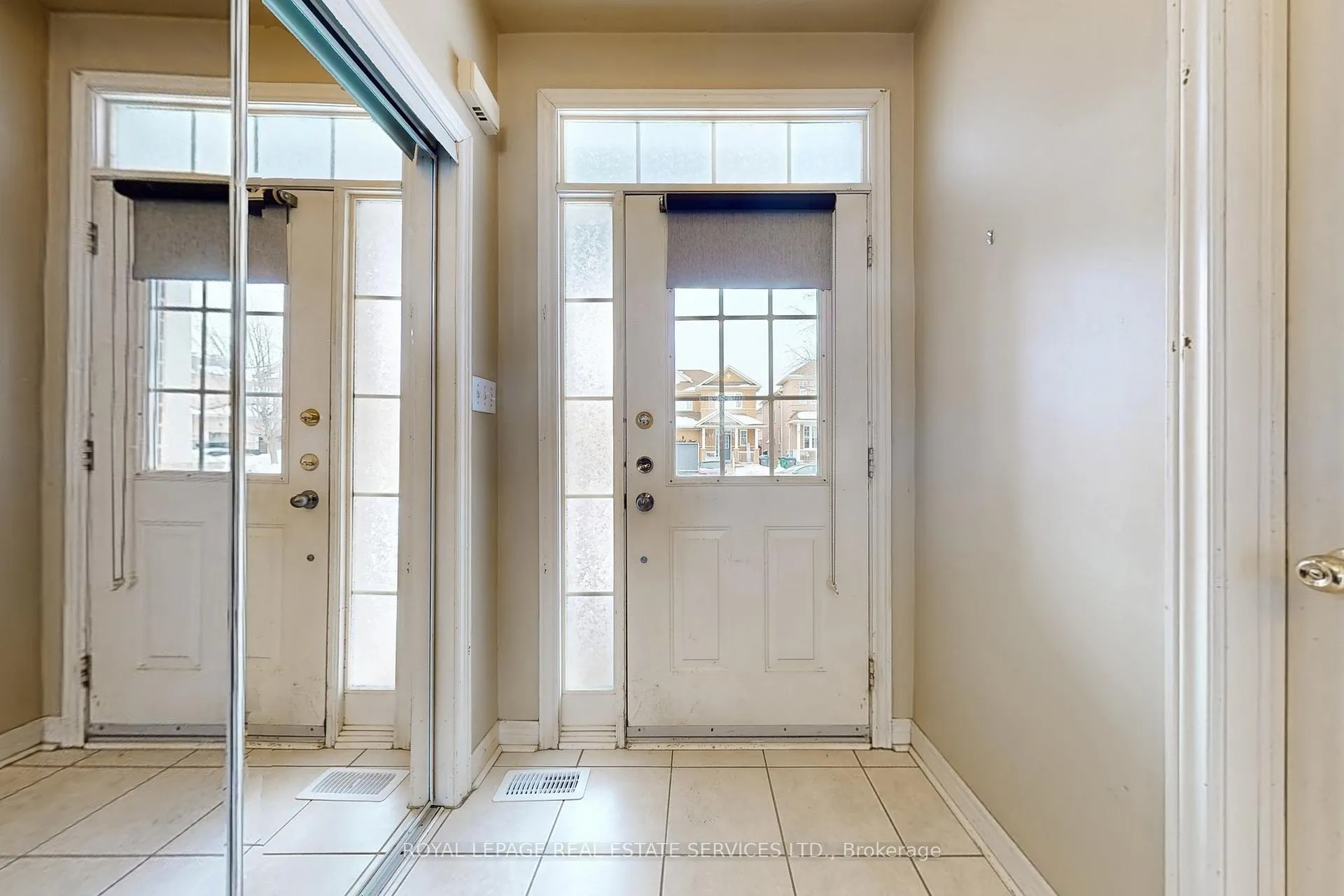 Photo 27 of 65 Ashdale Road, Brampton, Bram West — HOMEH