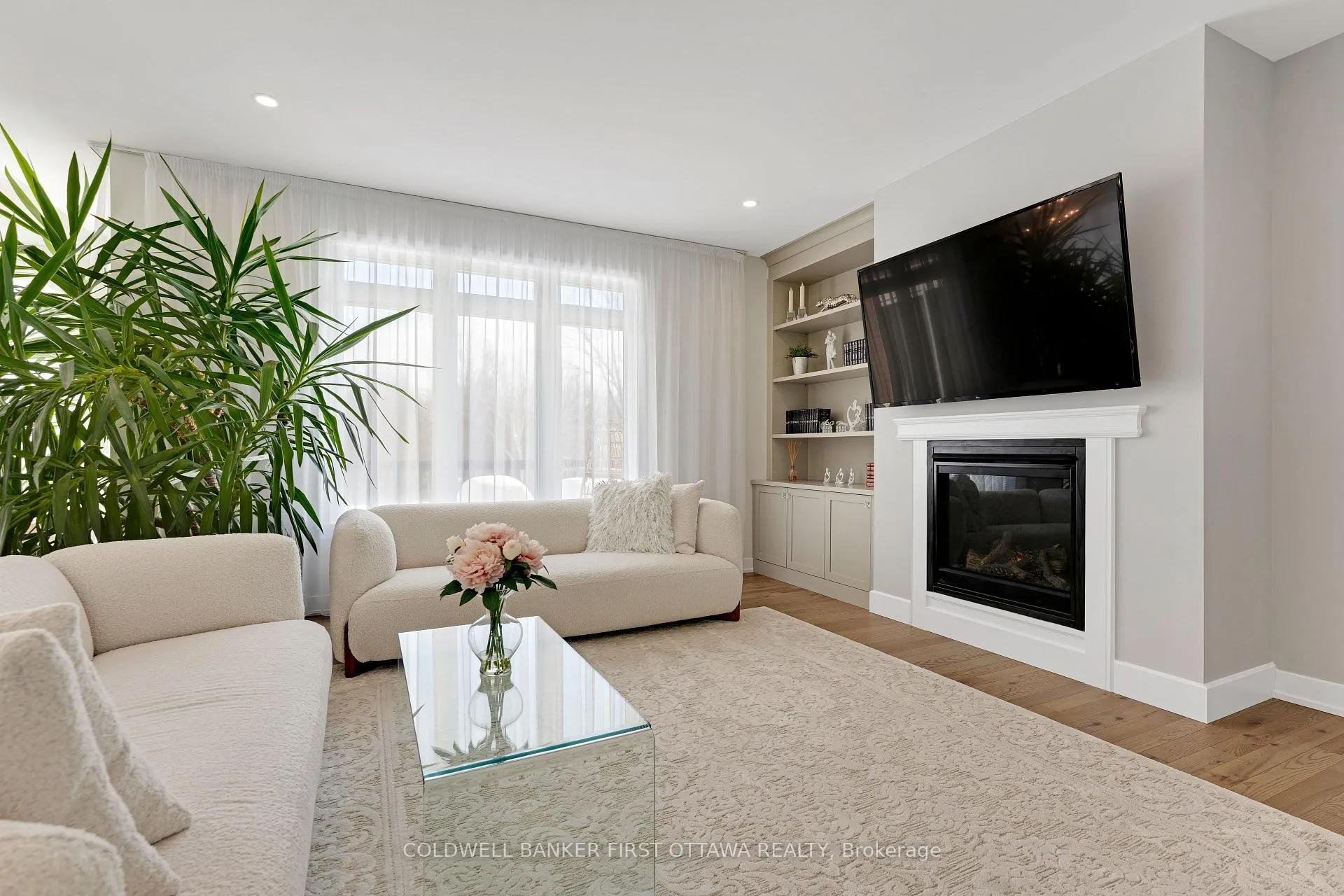 Photo 8 of 121 Ernest Way, Tay Valley, Bathurst/Burgess & Sherbrooke (Bathurst) Twp — HOMEH