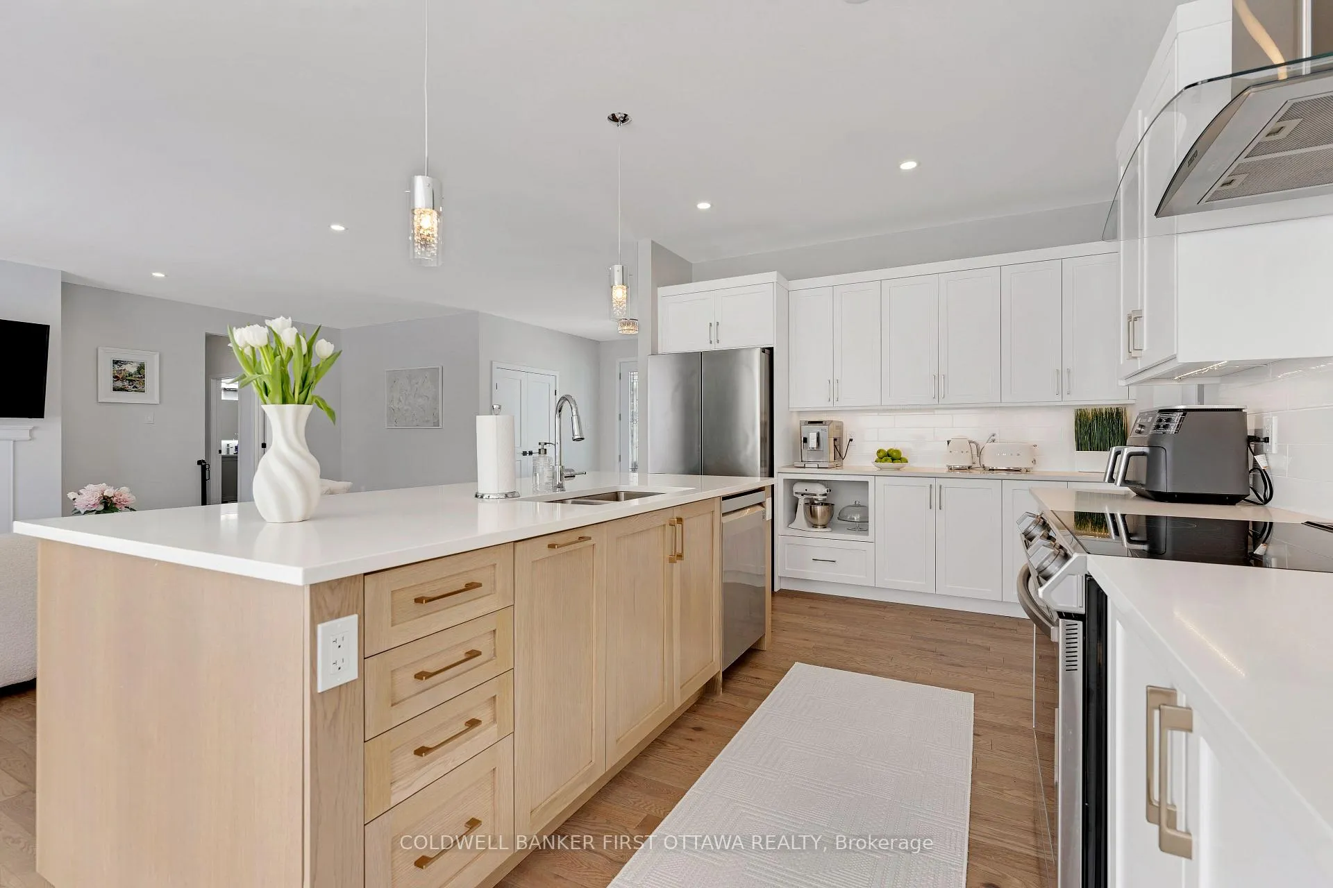 Photo 10 of 121 Ernest Way, Tay Valley, Bathurst/Burgess & Sherbrooke (Bathurst) Twp — HOMEH