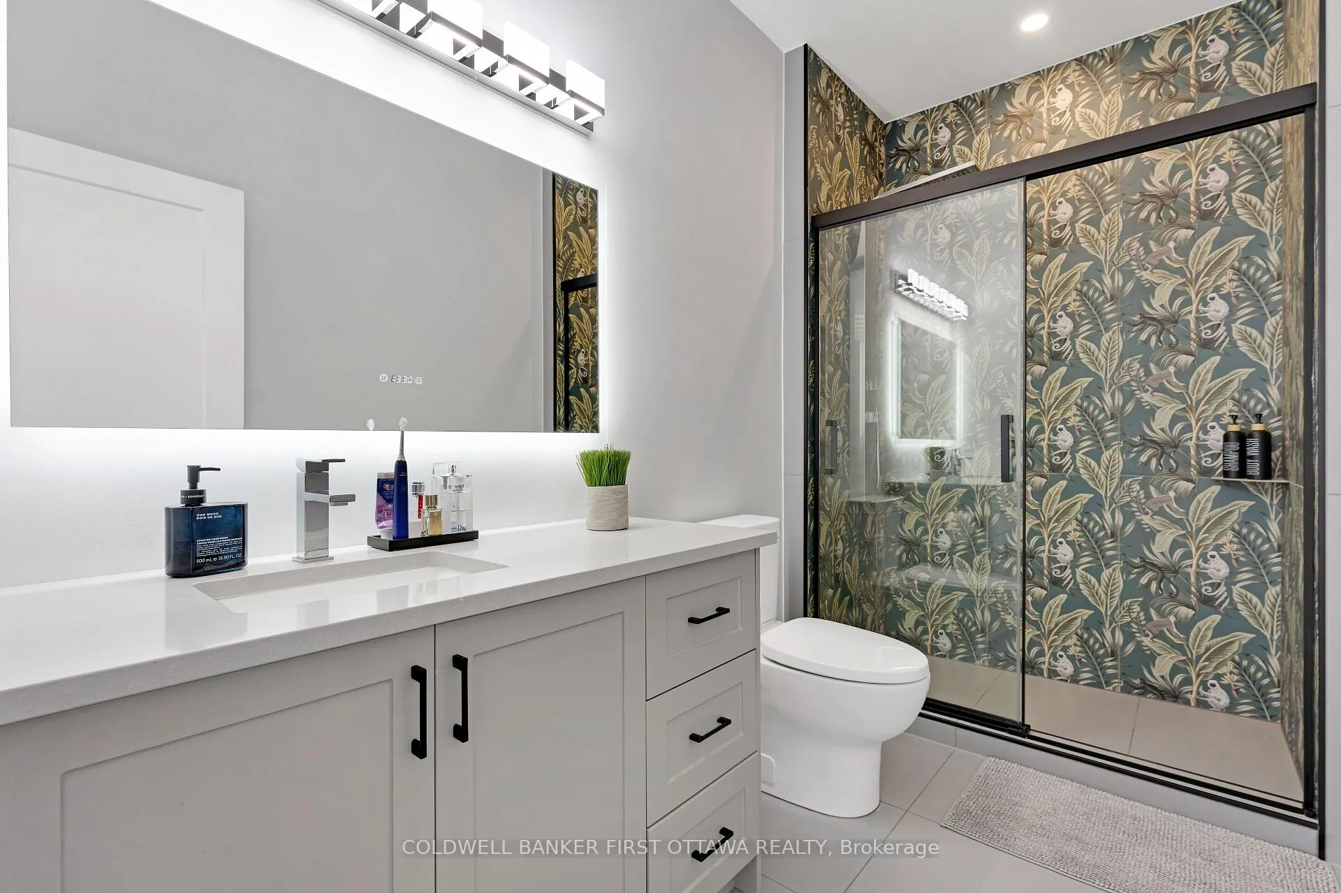 Photo 20 of 121 Ernest Way, Tay Valley, Bathurst/Burgess & Sherbrooke (Bathurst) Twp — HOMEH