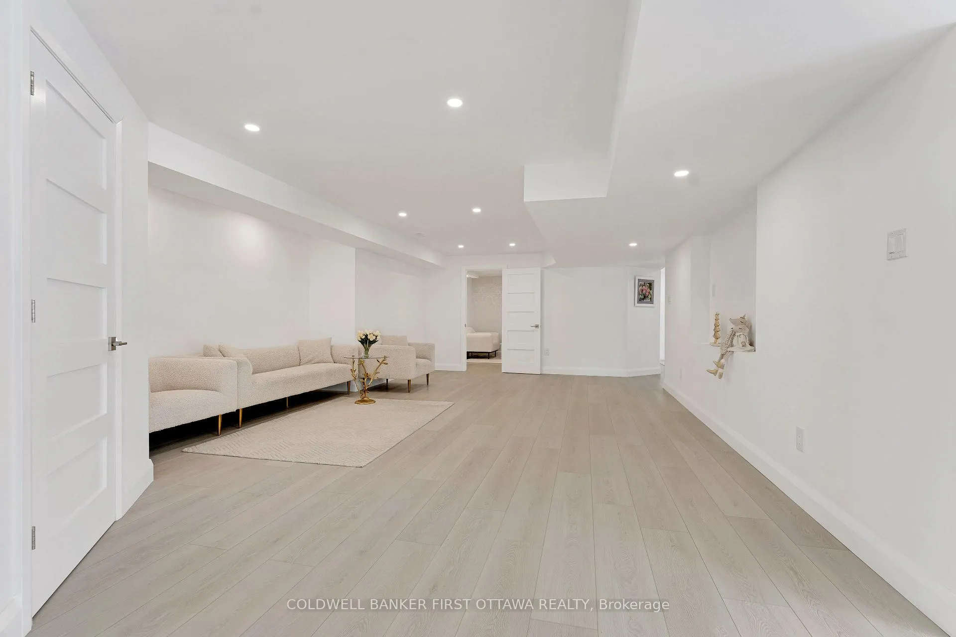 Photo 25 of 121 Ernest Way, Tay Valley, Bathurst/Burgess & Sherbrooke (Bathurst) Twp — HOMEH