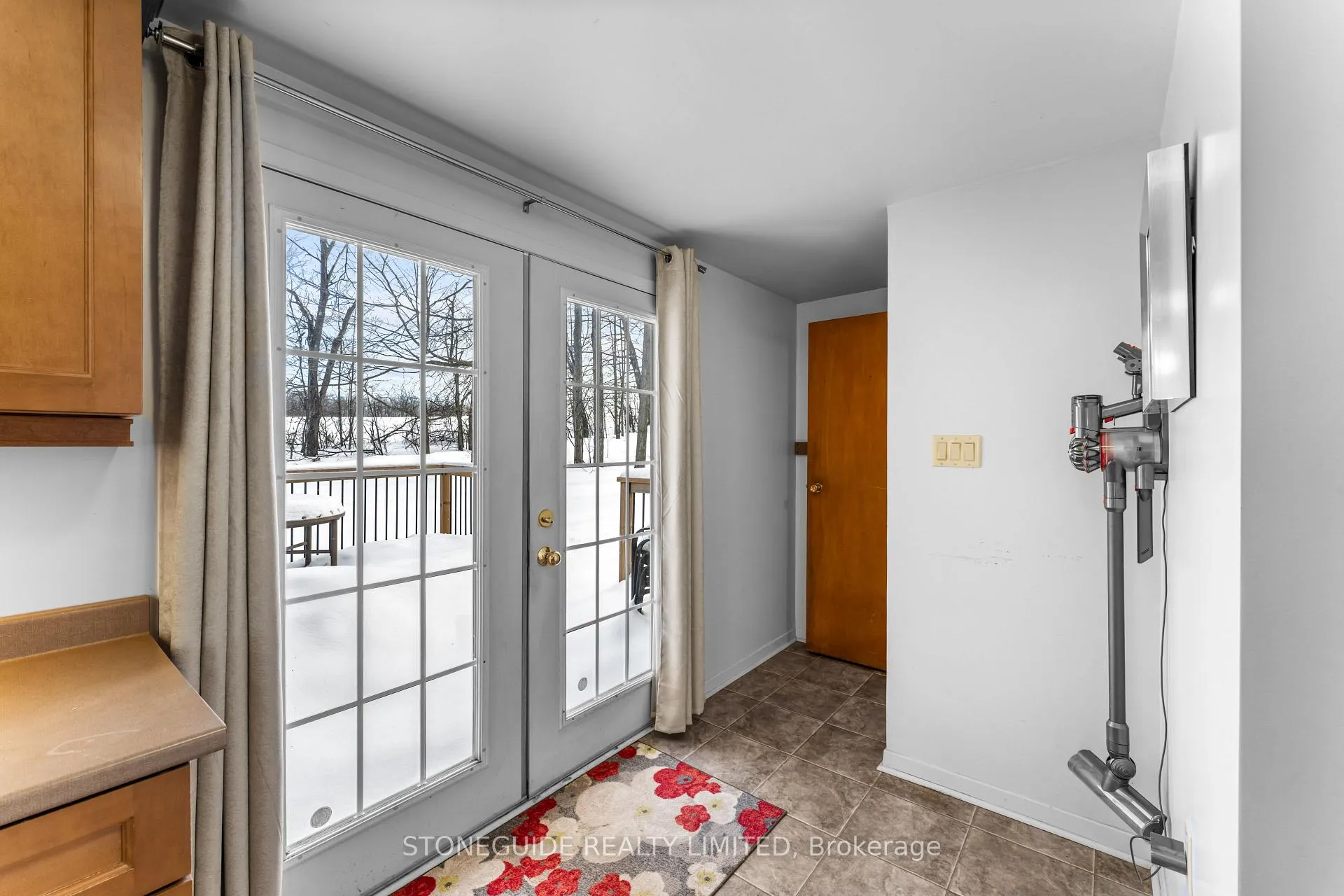 Photo 18 of 1041 Stewart 12th Line, Cavan Monaghan, Cavan Twp — HOMEH