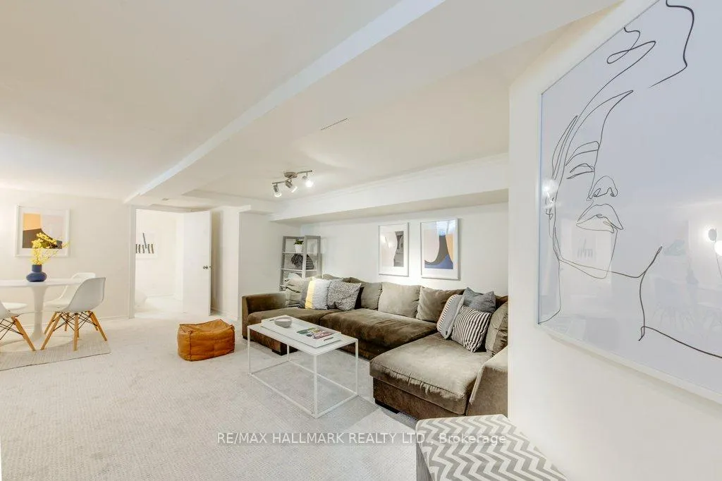 Photo 34 of 130 Bingham Avenue, Toronto, East End-Danforth — HOMEH