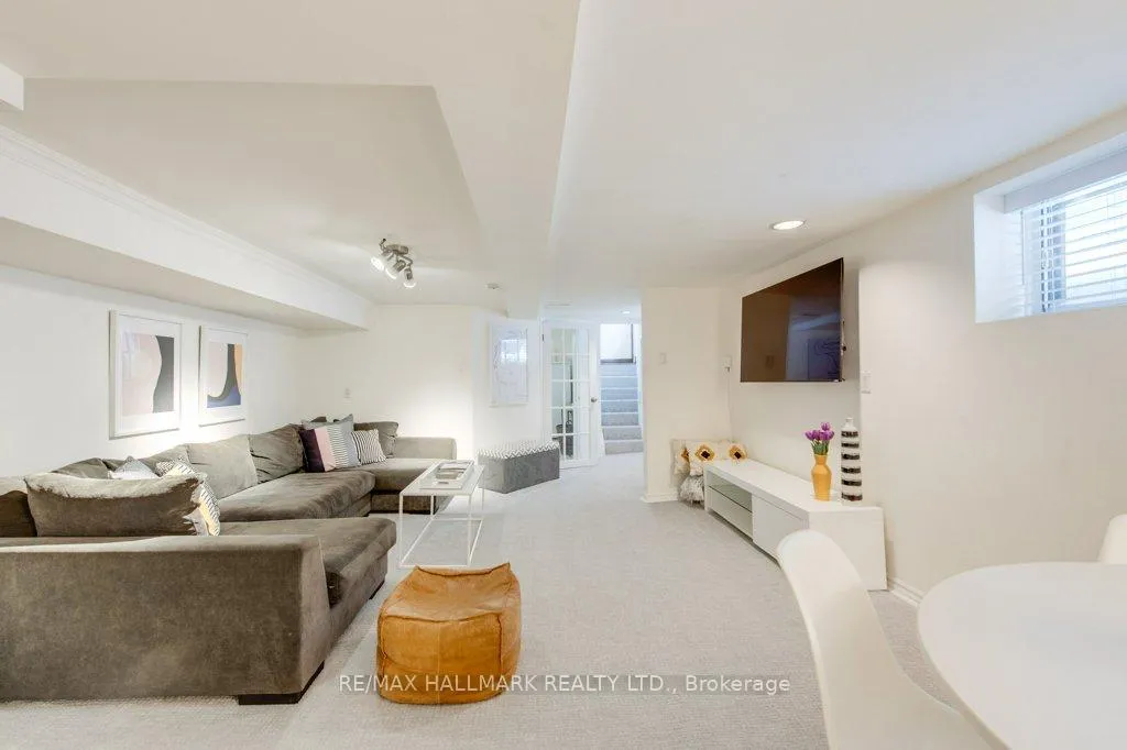 Photo 38 of 130 Bingham Avenue, Toronto, East End-Danforth — HOMEH