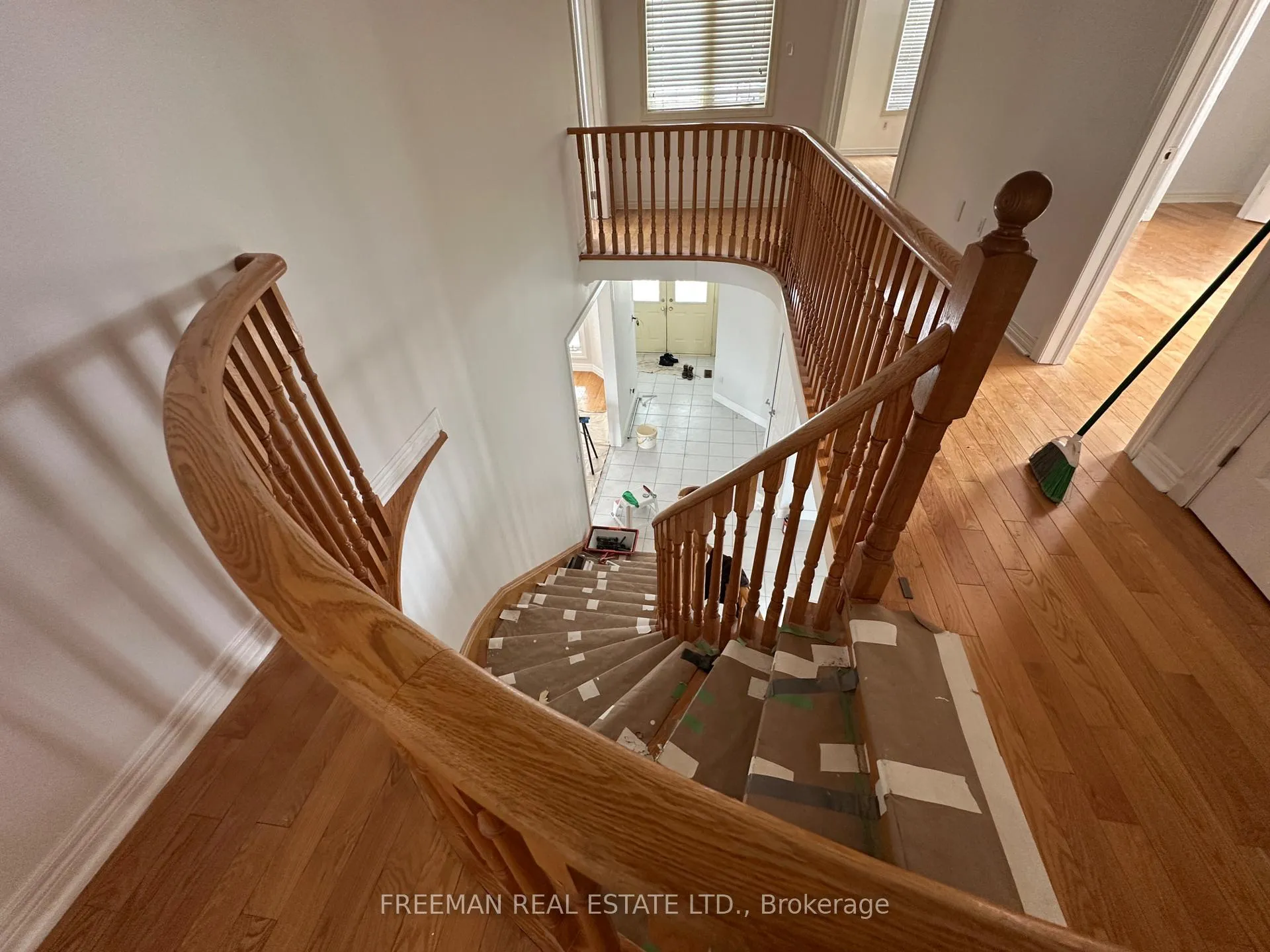 Photo 26 of 1 Humber Forest Court, Vaughan, Sonoma Heights — HOMEH