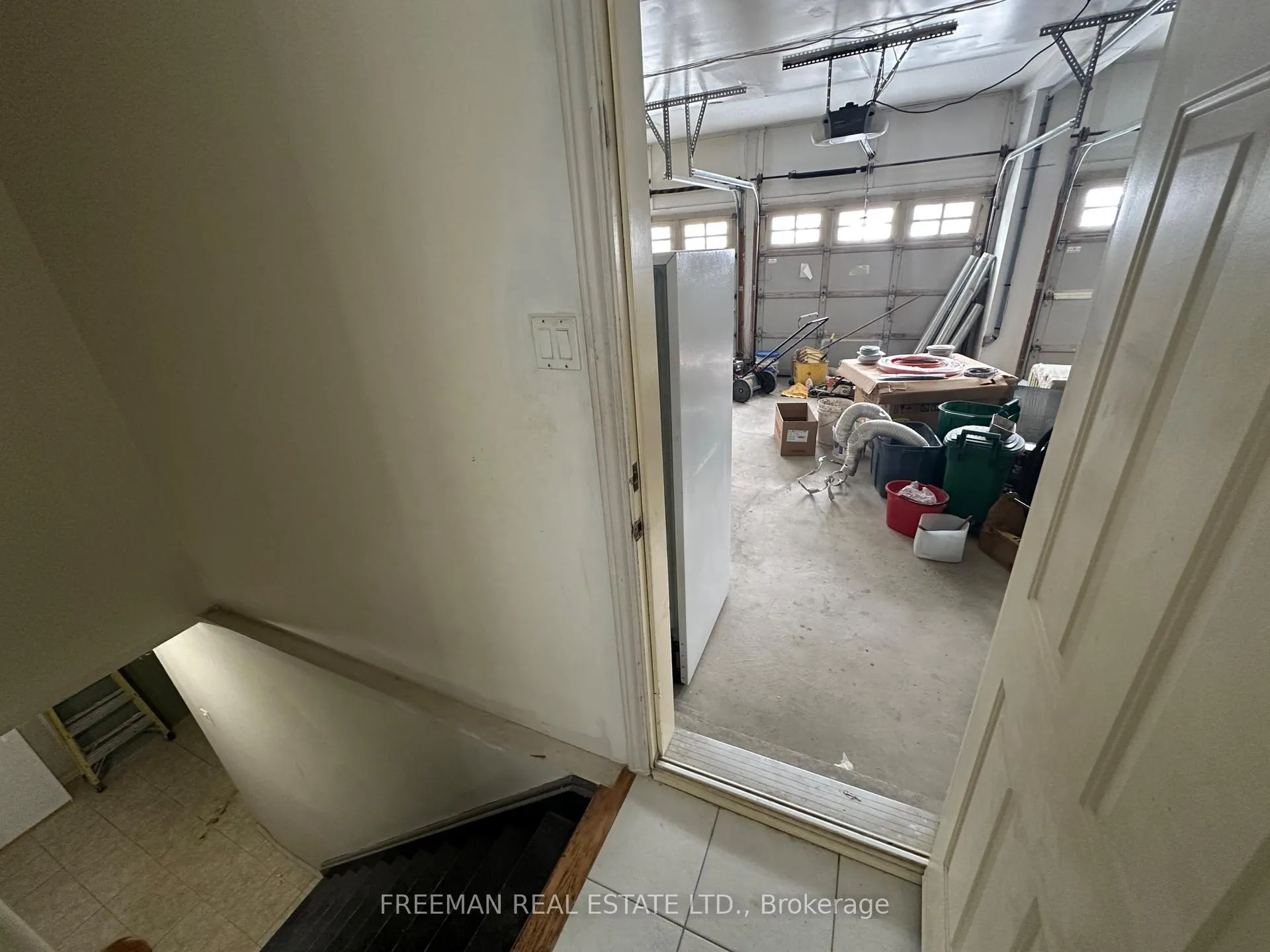 Photo 35 of 1 Humber Forest Court, Vaughan, Sonoma Heights — HOMEH