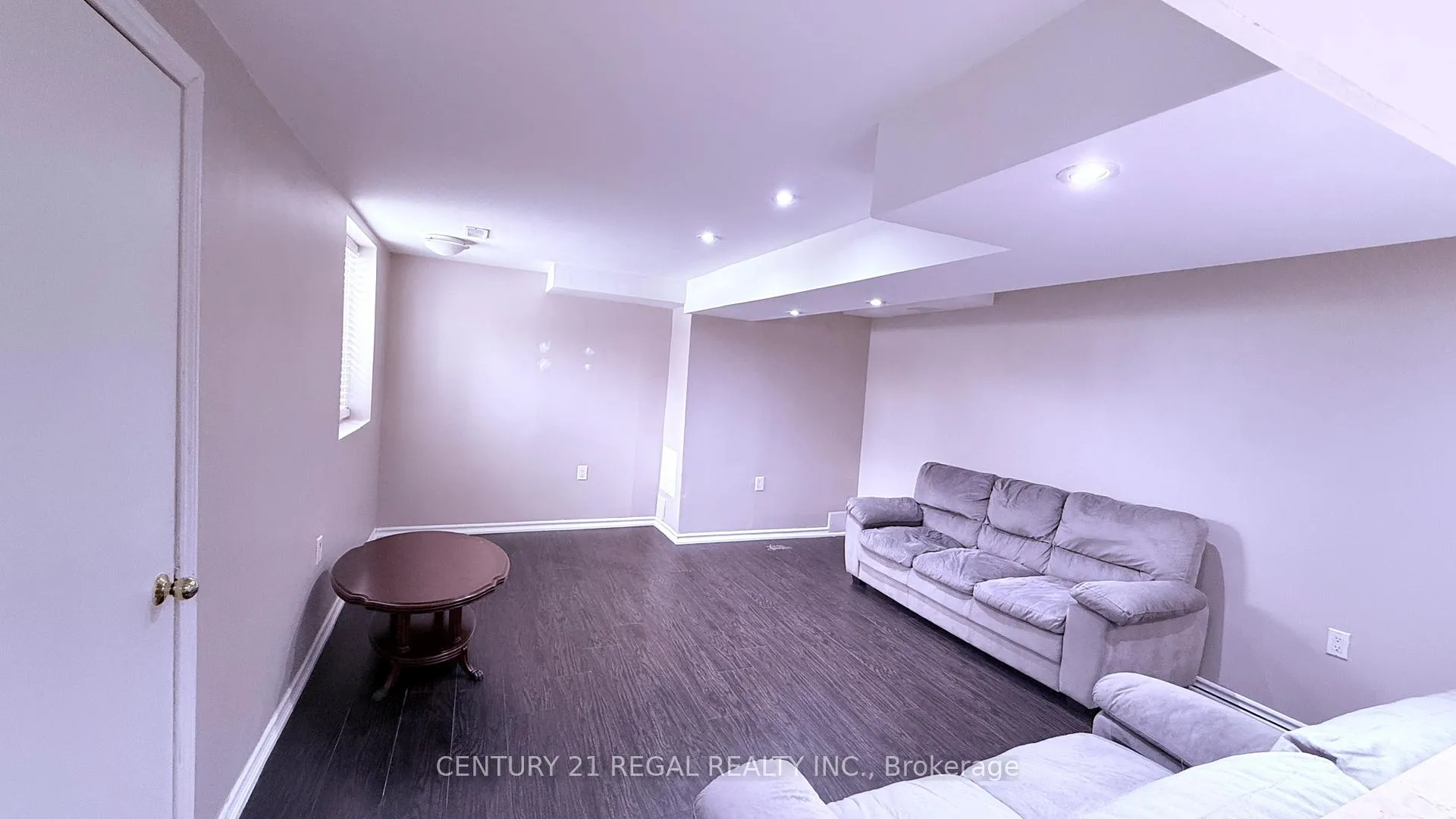 Photo 2 of 39 Laurentide Crescent, Brampton, Vales of Castlemore North — HOMEH