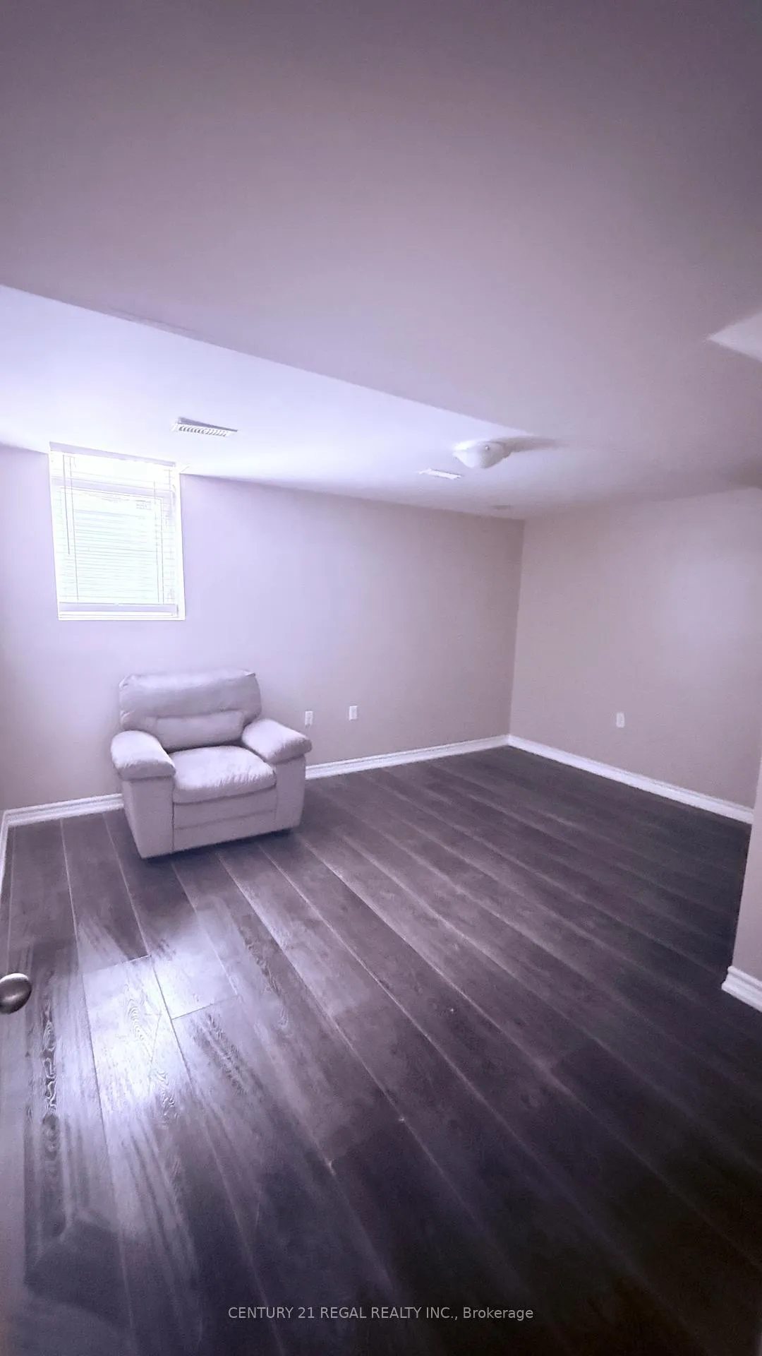 Photo 20 of 39 Laurentide Crescent, Brampton, Vales of Castlemore North — HOMEH