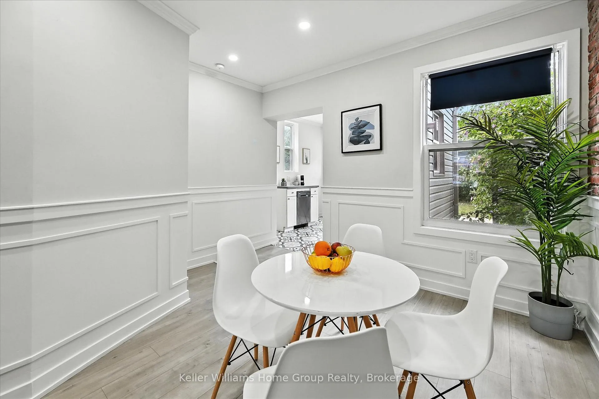 Photo 8 of 82 Rosemont Avenue, Hamilton, Stipley — HOMEH
