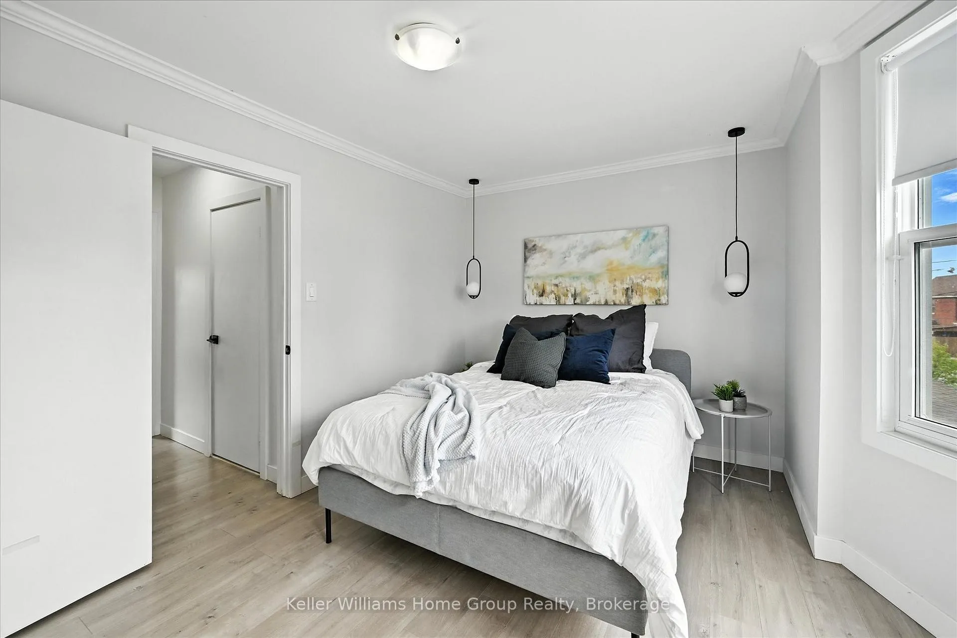 Photo 18 of 82 Rosemont Avenue, Hamilton, Stipley — HOMEH