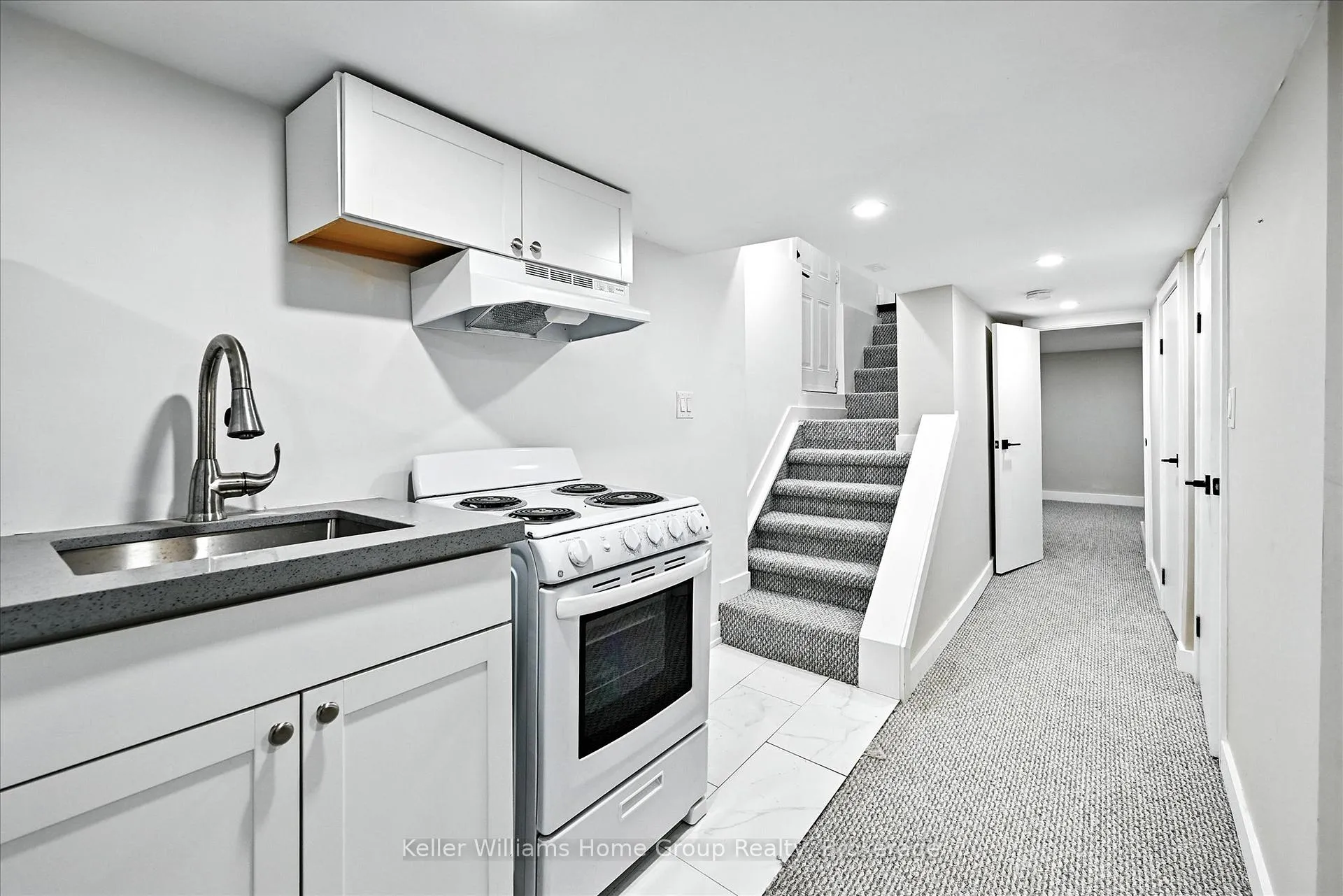 Photo 28 of 82 Rosemont Avenue, Hamilton, Stipley — HOMEH