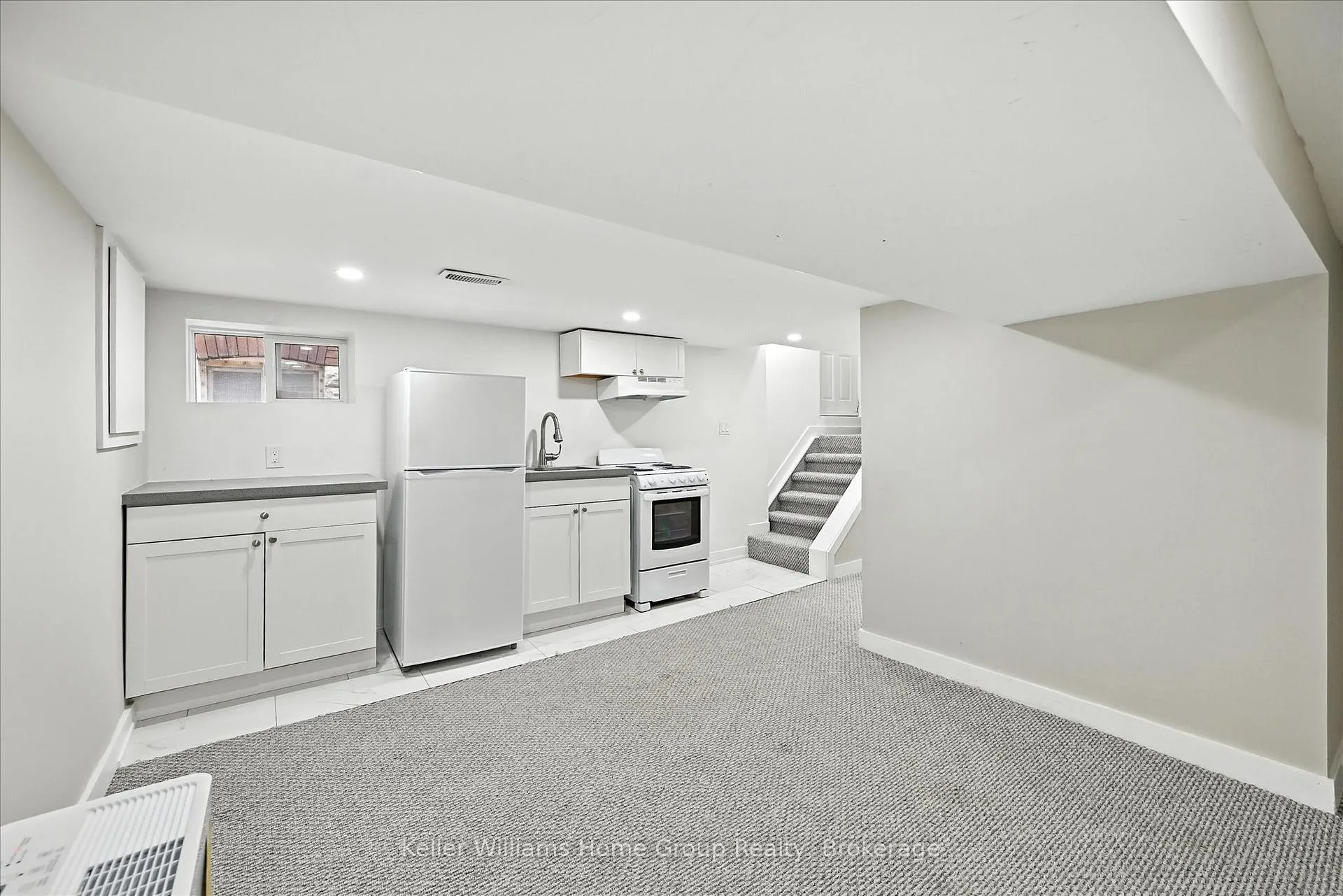 Photo 30 of 82 Rosemont Avenue, Hamilton, Stipley — HOMEH