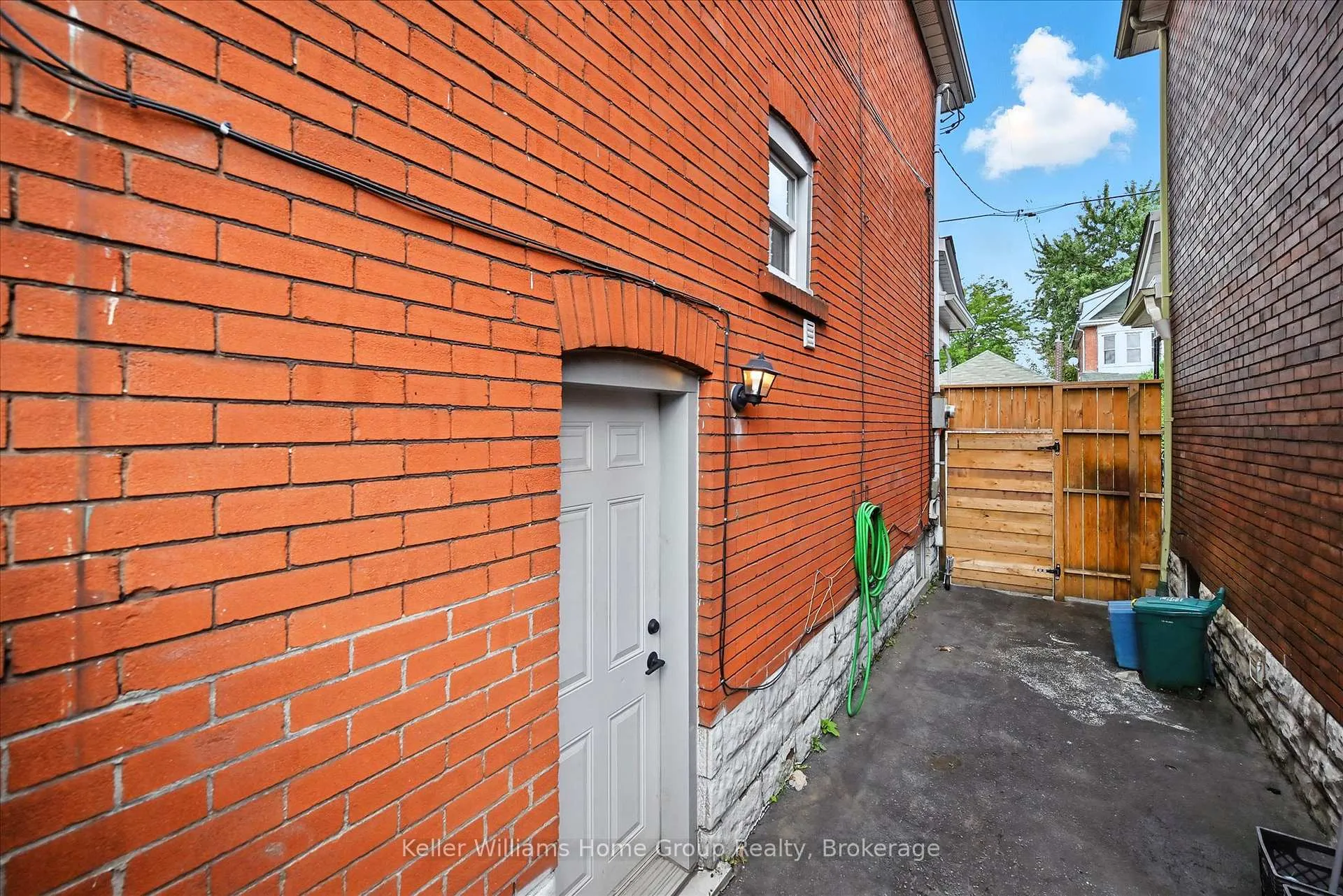 Photo 45 of 82 Rosemont Avenue, Hamilton, Stipley — HOMEH