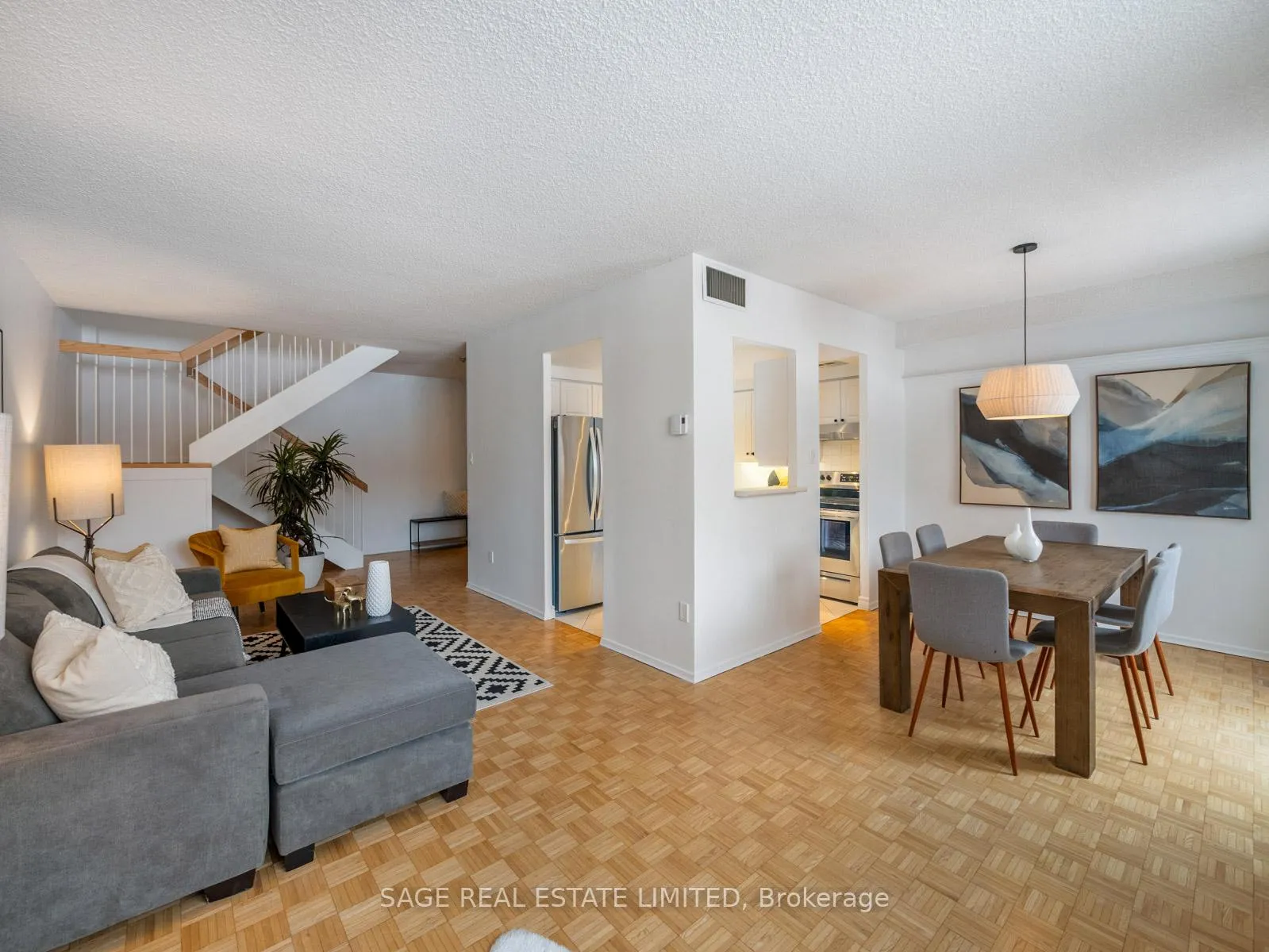 Photo 8 of Unit 103, 30 Glen Elm Avenue, Toronto, Rosedale-Moore Park — HOMEH