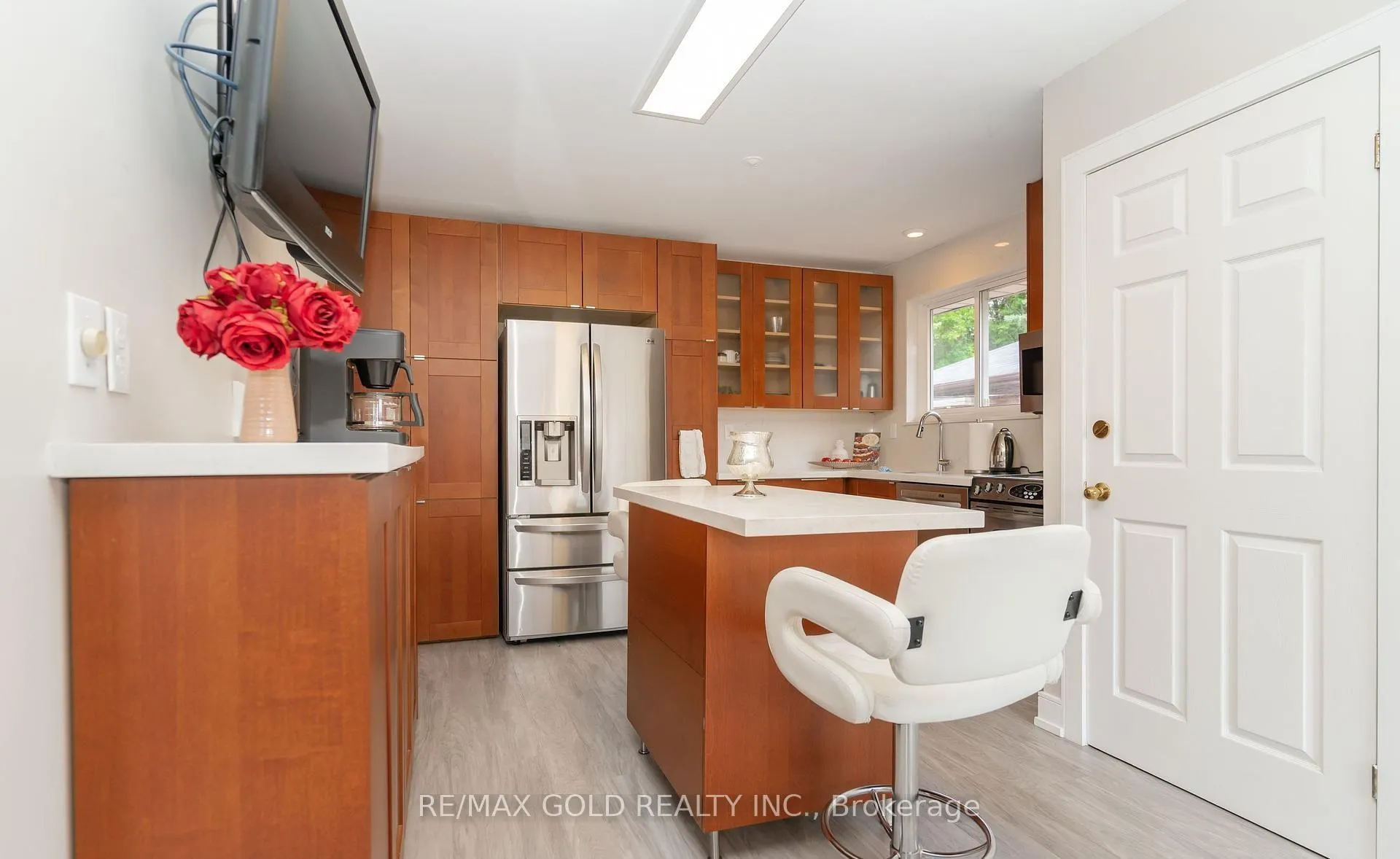 Photo 13 of 29 Devonshire Drive, Brampton, Southgate — HOMEH