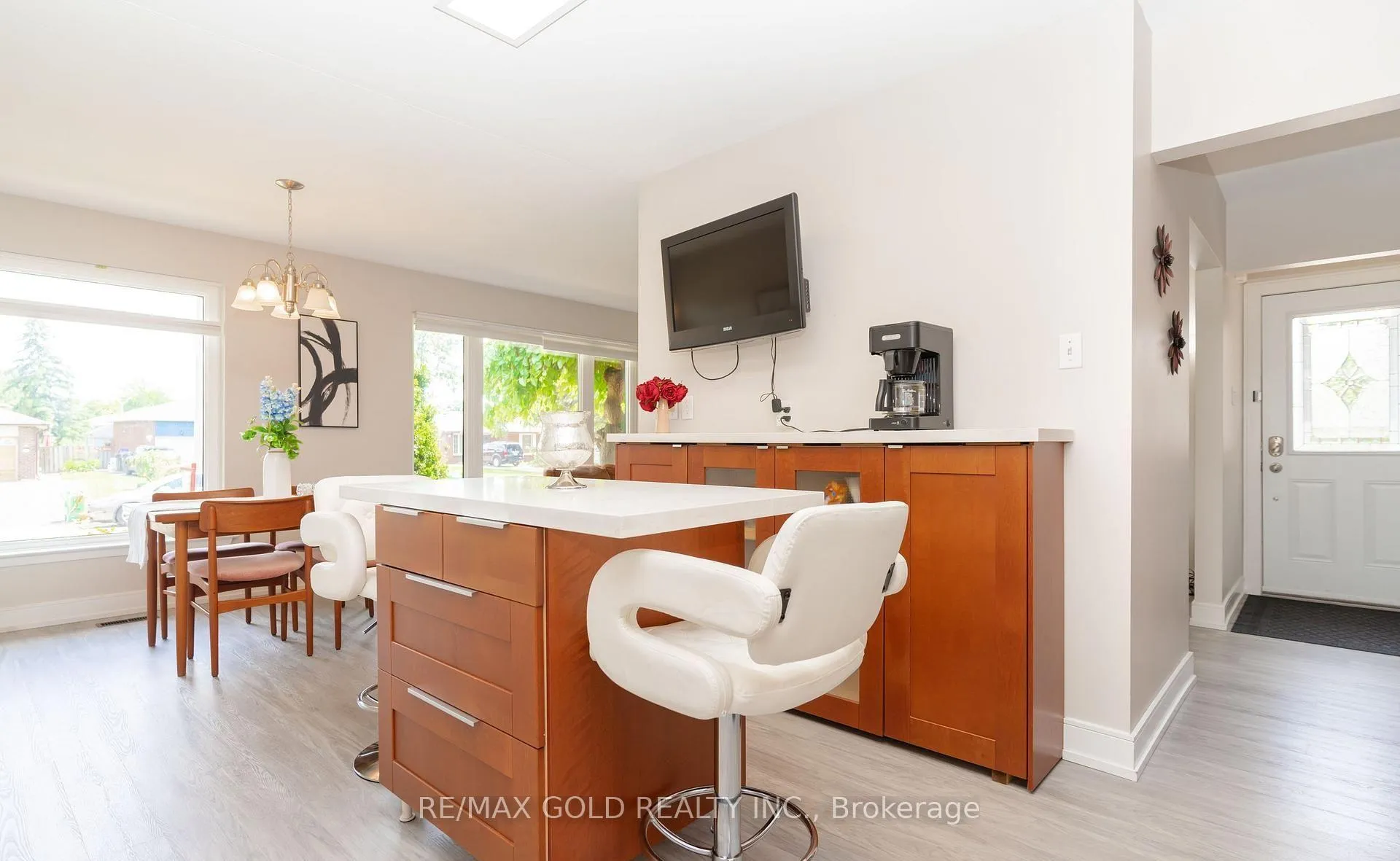 Photo 17 of 29 Devonshire Drive, Brampton, Southgate — HOMEH