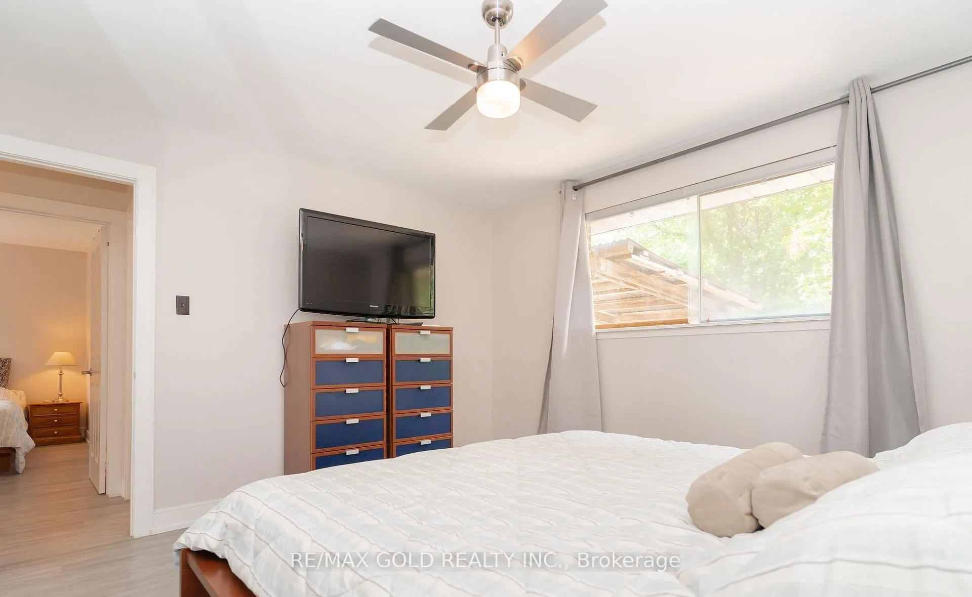 Photo 20 of 29 Devonshire Drive, Brampton, Southgate — HOMEH