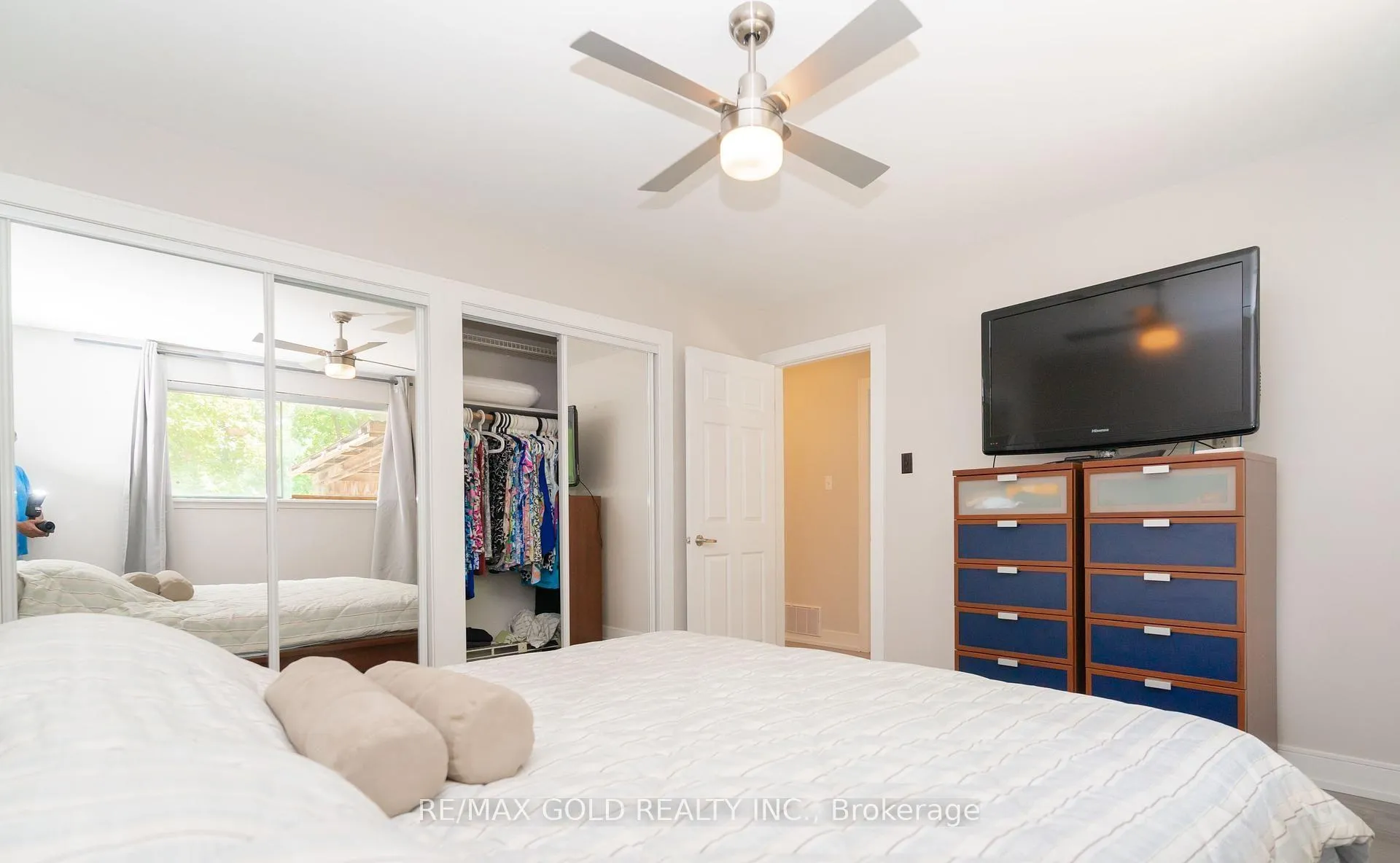 Photo 21 of 29 Devonshire Drive, Brampton, Southgate — HOMEH