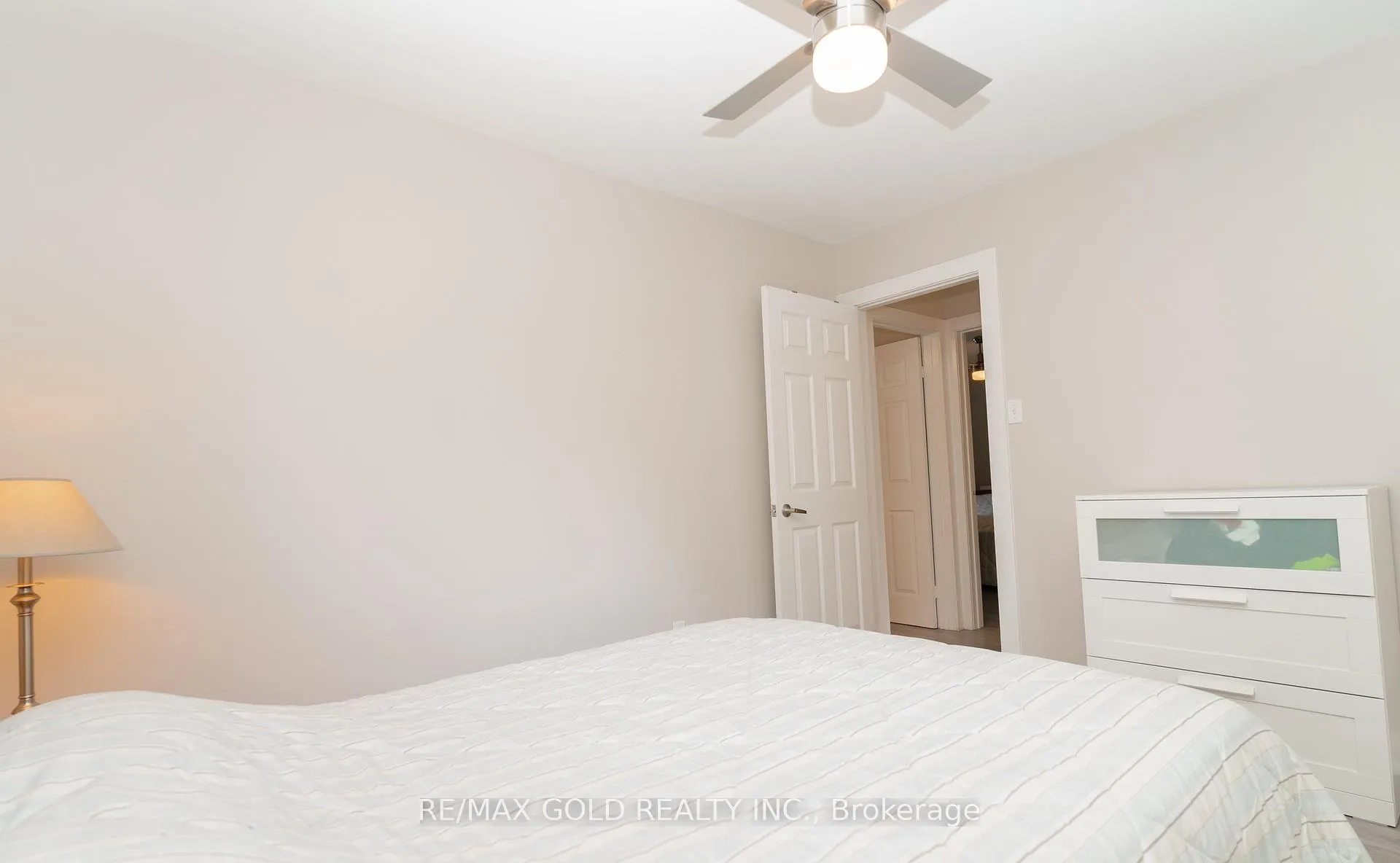 Photo 25 of 29 Devonshire Drive, Brampton, Southgate — HOMEH