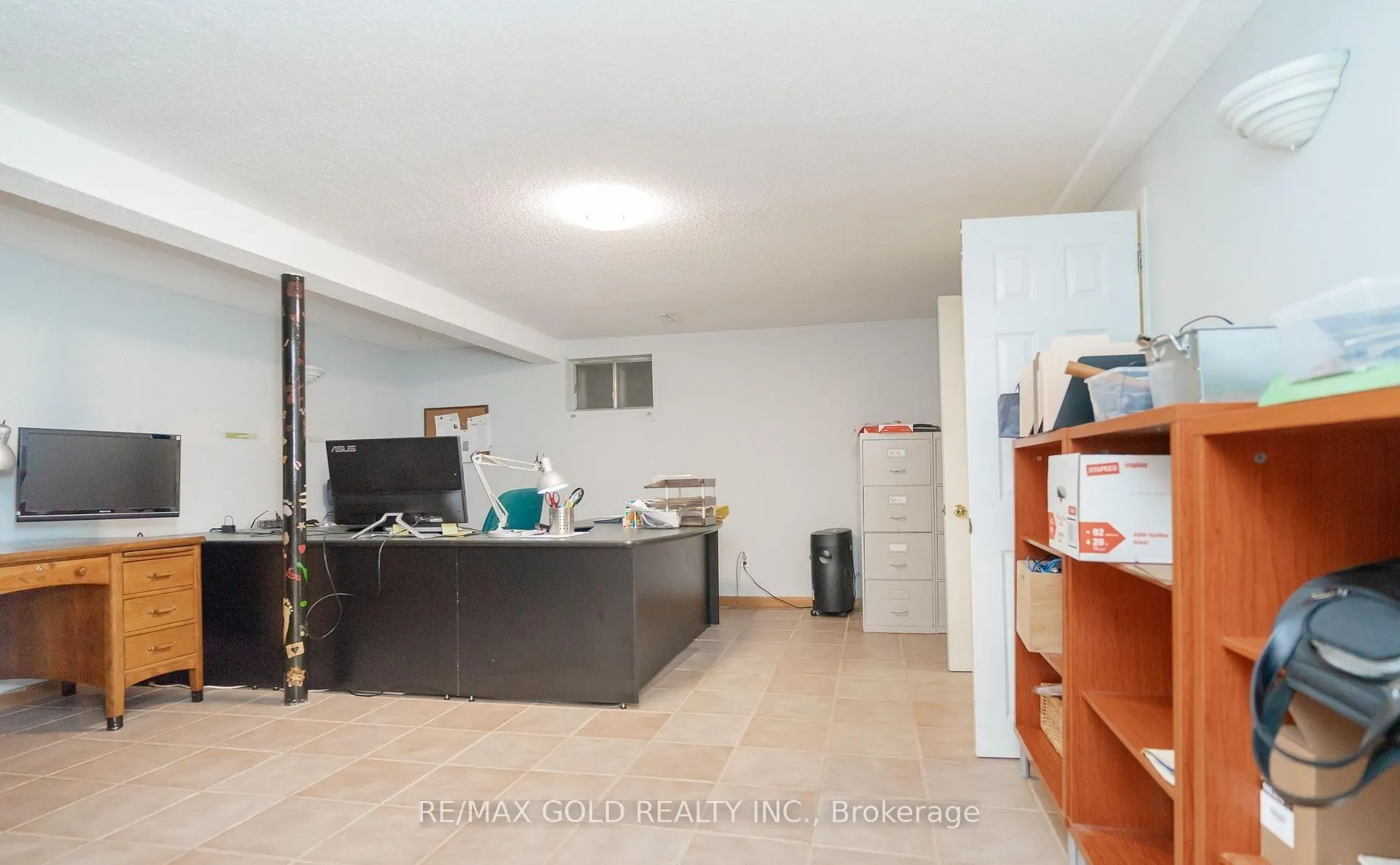Photo 31 of 29 Devonshire Drive, Brampton, Southgate — HOMEH