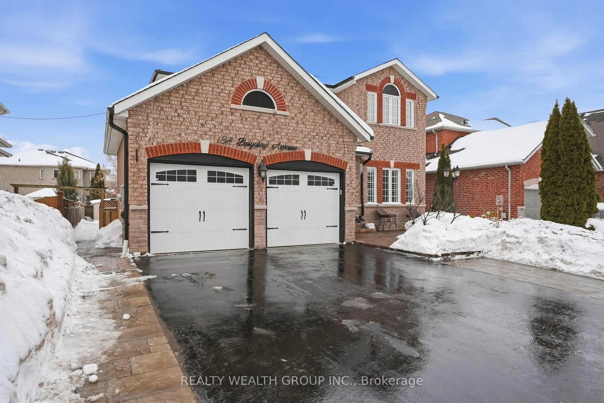 Photo 3 of 84 Bayview Avenue, Georgina, Keswick South — HOMEH