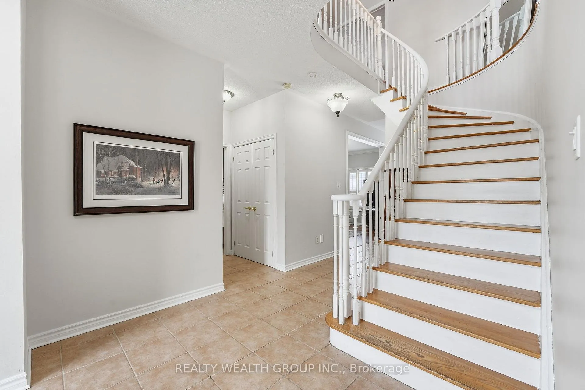 Photo 7 of 84 Bayview Avenue, Georgina, Keswick South — HOMEH