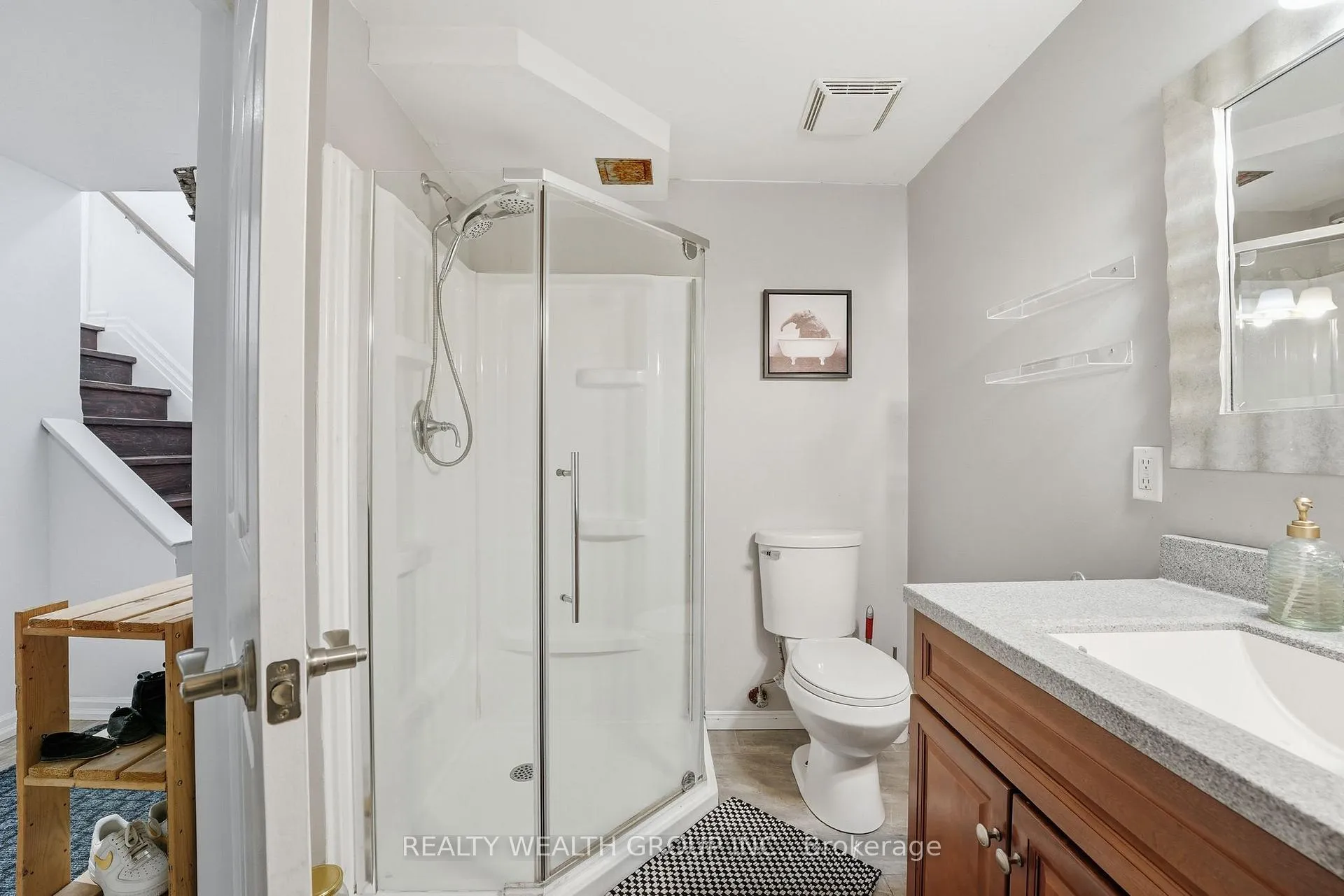 Photo 45 of 84 Bayview Avenue, Georgina, Keswick South — HOMEH