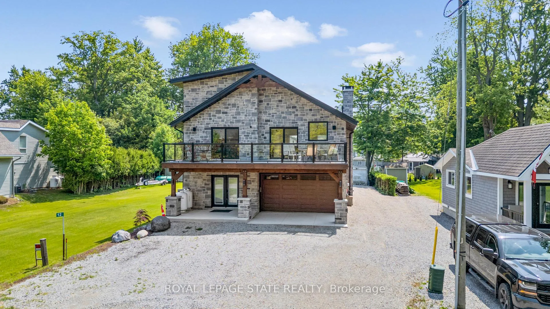 Photo 2 of 12 Park Lane Crescent, Norfolk, Turkey Point — HOMEH