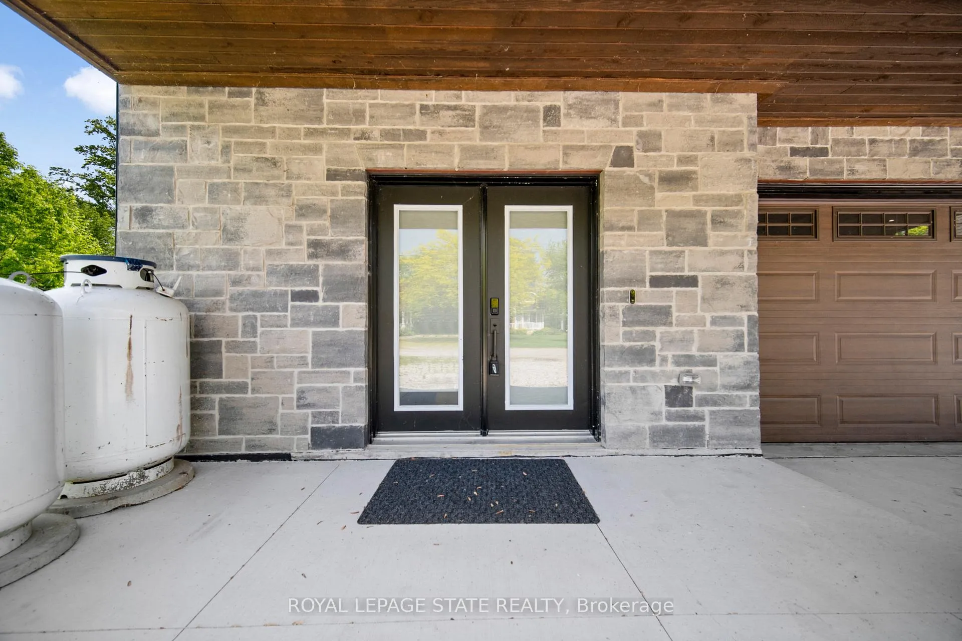 Photo 5 of 12 Park Lane Crescent, Norfolk, Turkey Point — HOMEH