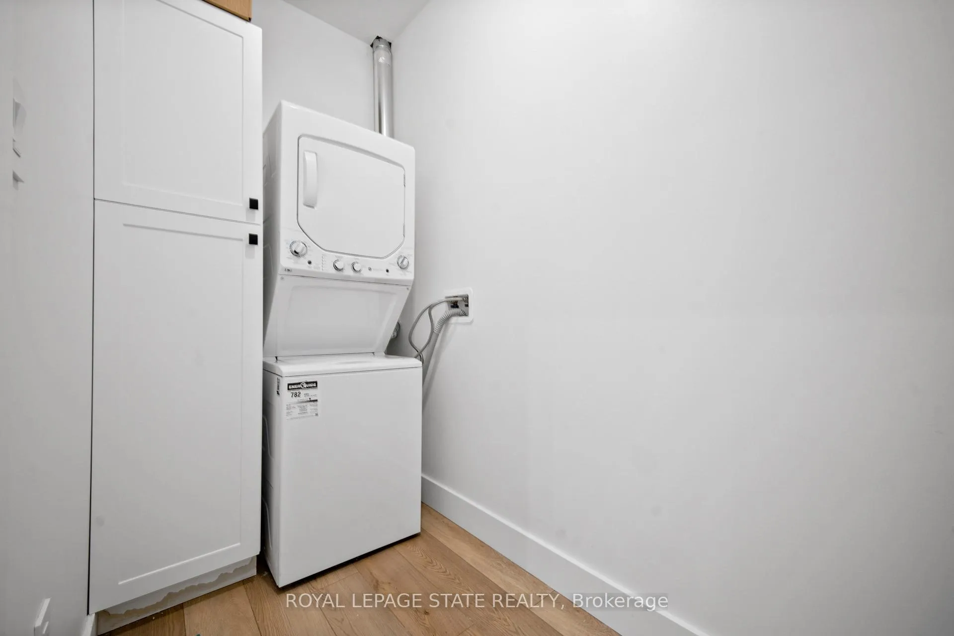 Photo 9 of 12 Park Lane Crescent, Norfolk, Turkey Point — HOMEH
