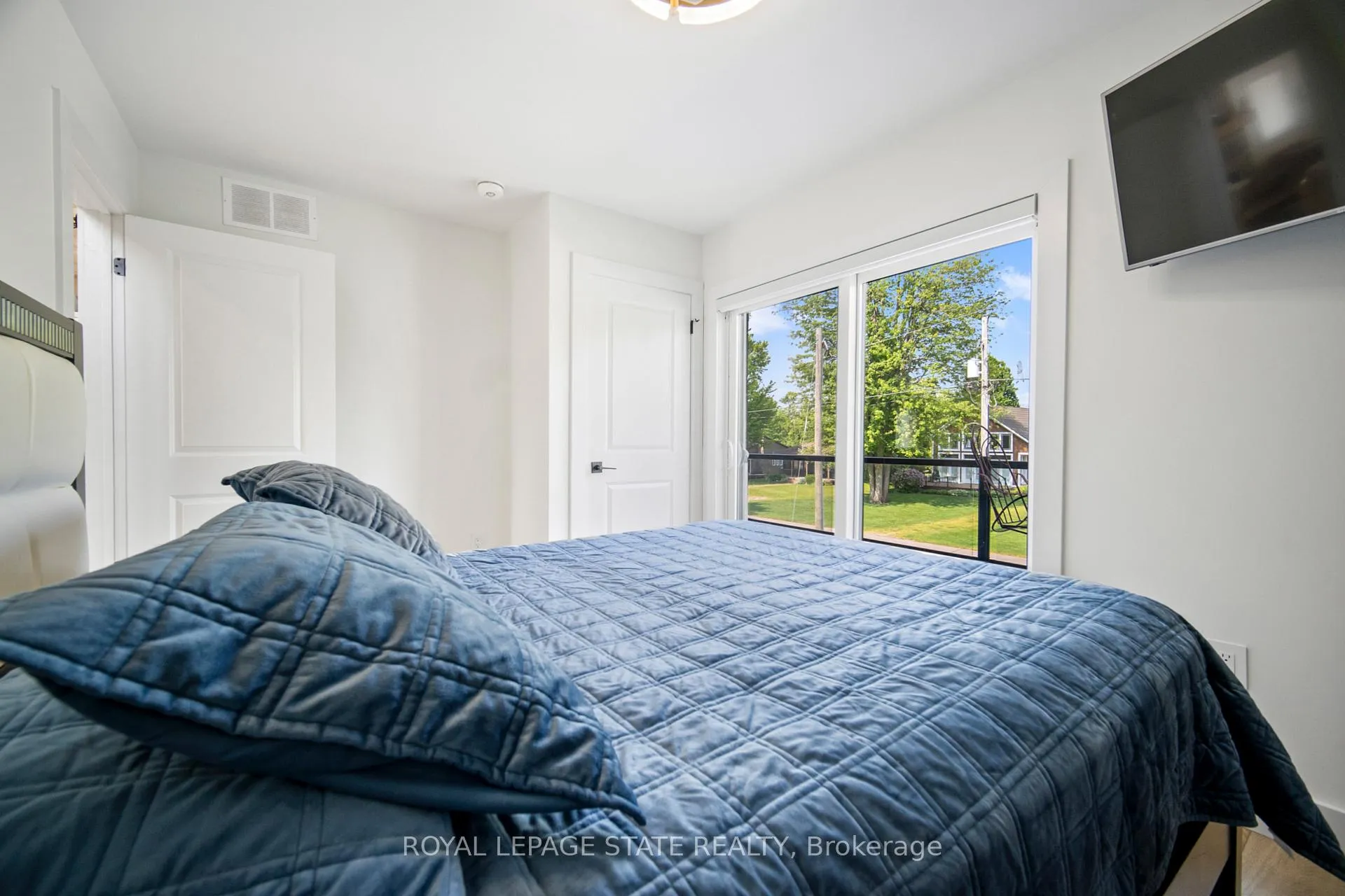 Photo 18 of 12 Park Lane Crescent, Norfolk, Turkey Point — HOMEH