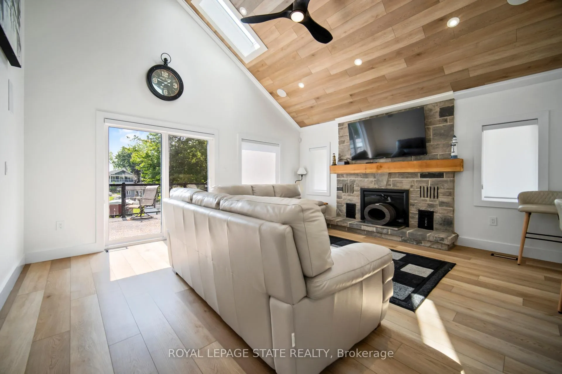Photo 19 of 12 Park Lane Crescent, Norfolk, Turkey Point — HOMEH