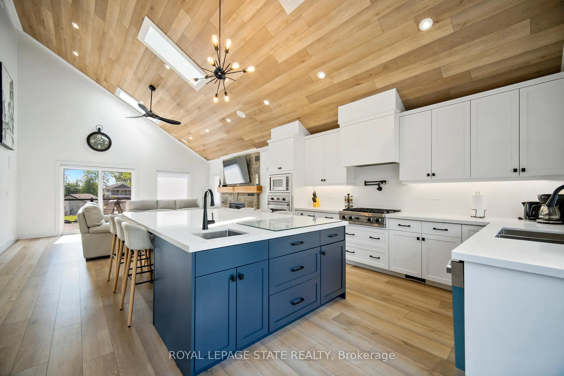 Photo 24 of 12 Park Lane Crescent, Norfolk, Turkey Point — HOMEH