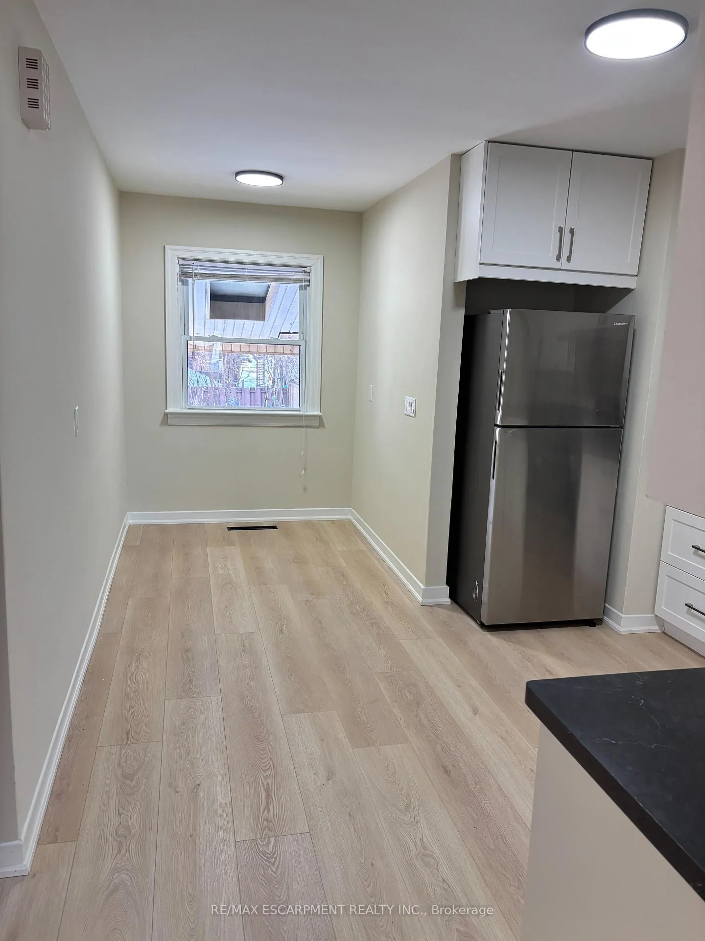 Photo 4 of Unit Main, 98 Brady Street, Port Colborne, Main Street — HOMEH